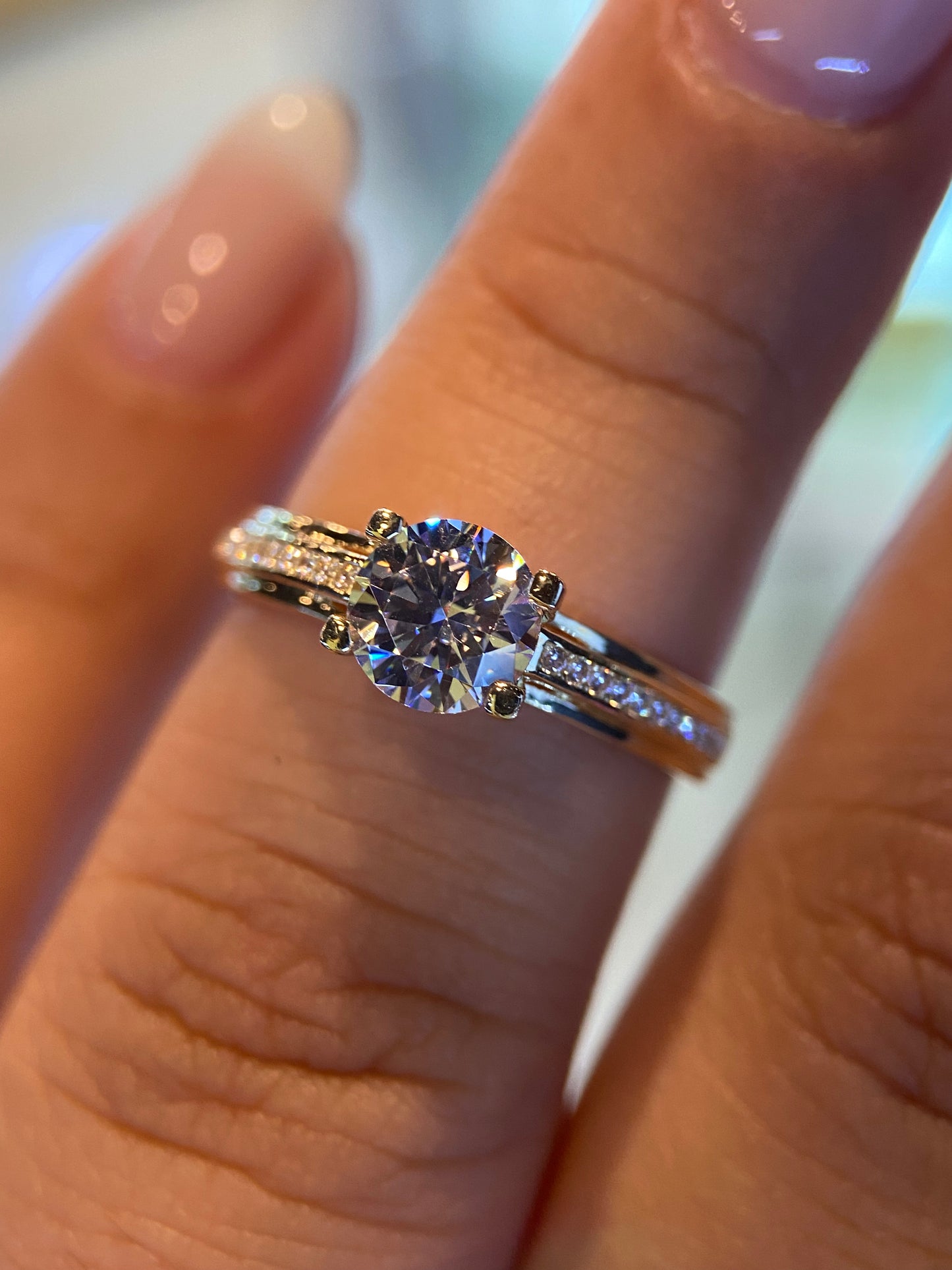 Anillo Ginevra en oro