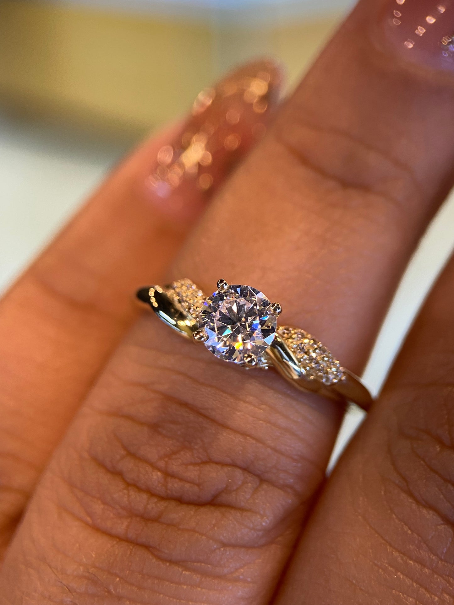 Anillo de compromiso en oro