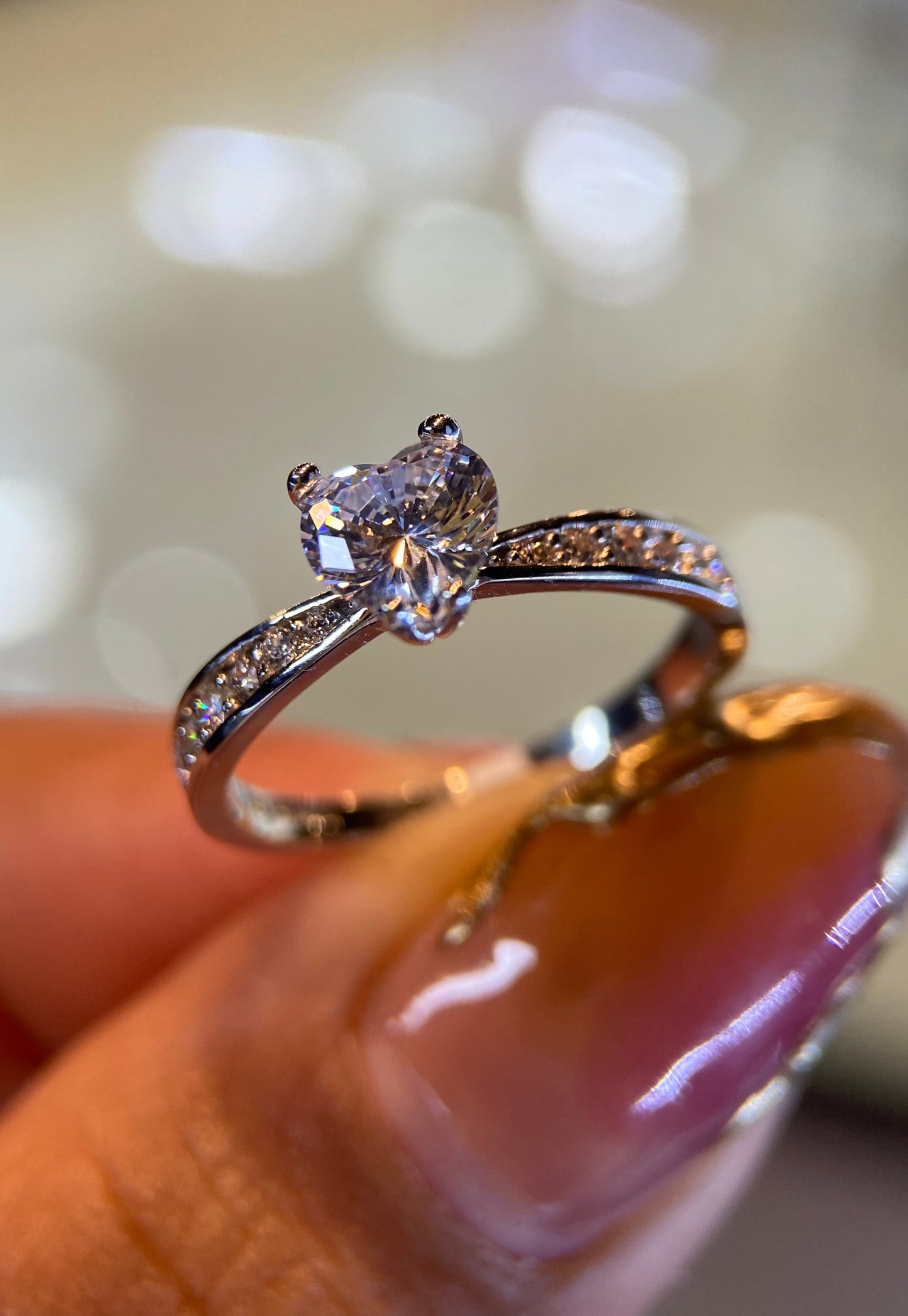 Anillo de compromiso en oro