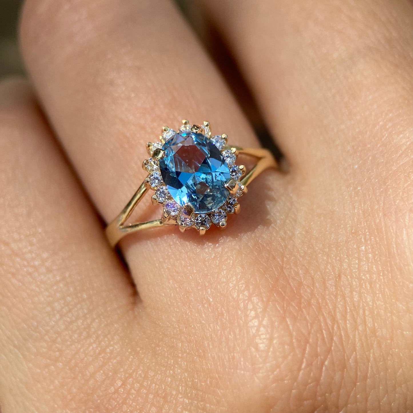 Anillo de compromiso en oro