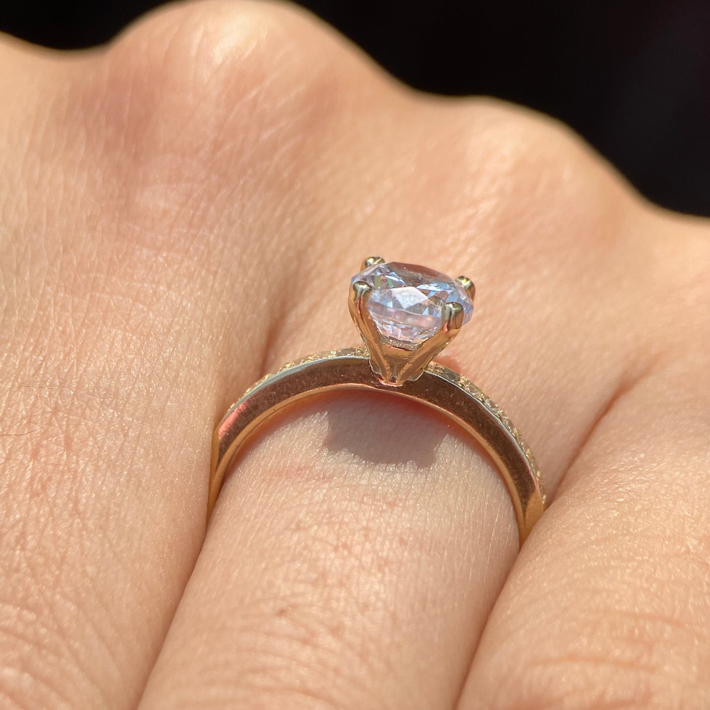 Anillo de compromiso en oro