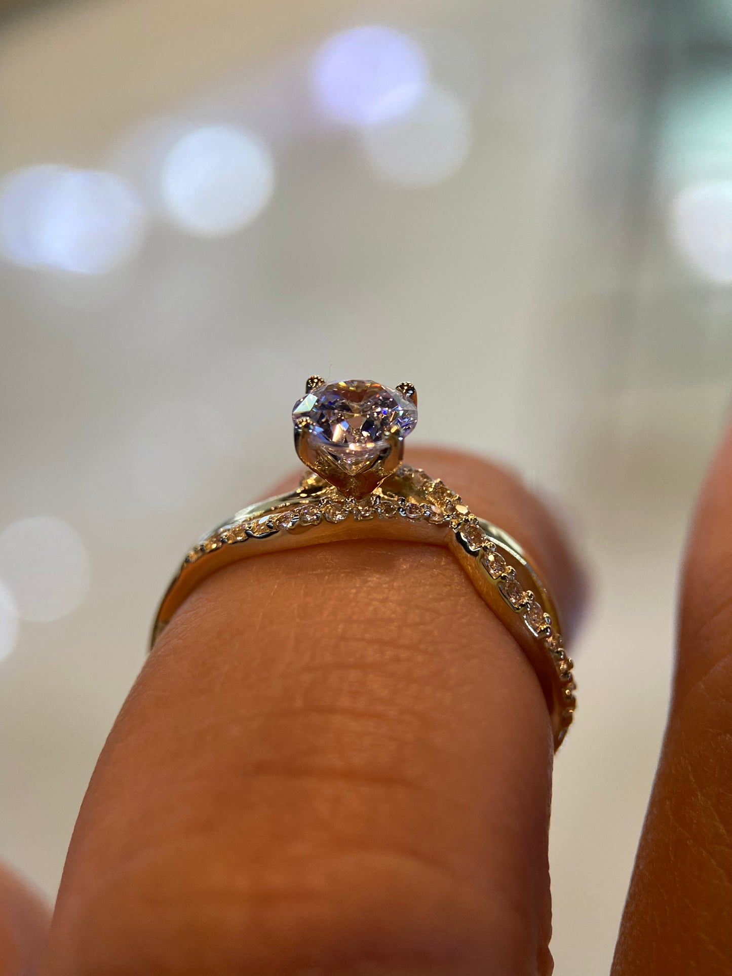 Anillo Gabriella en oro