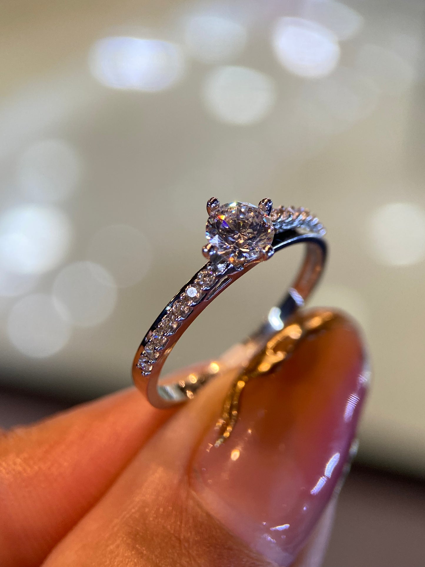Anillo de compromiso en oro