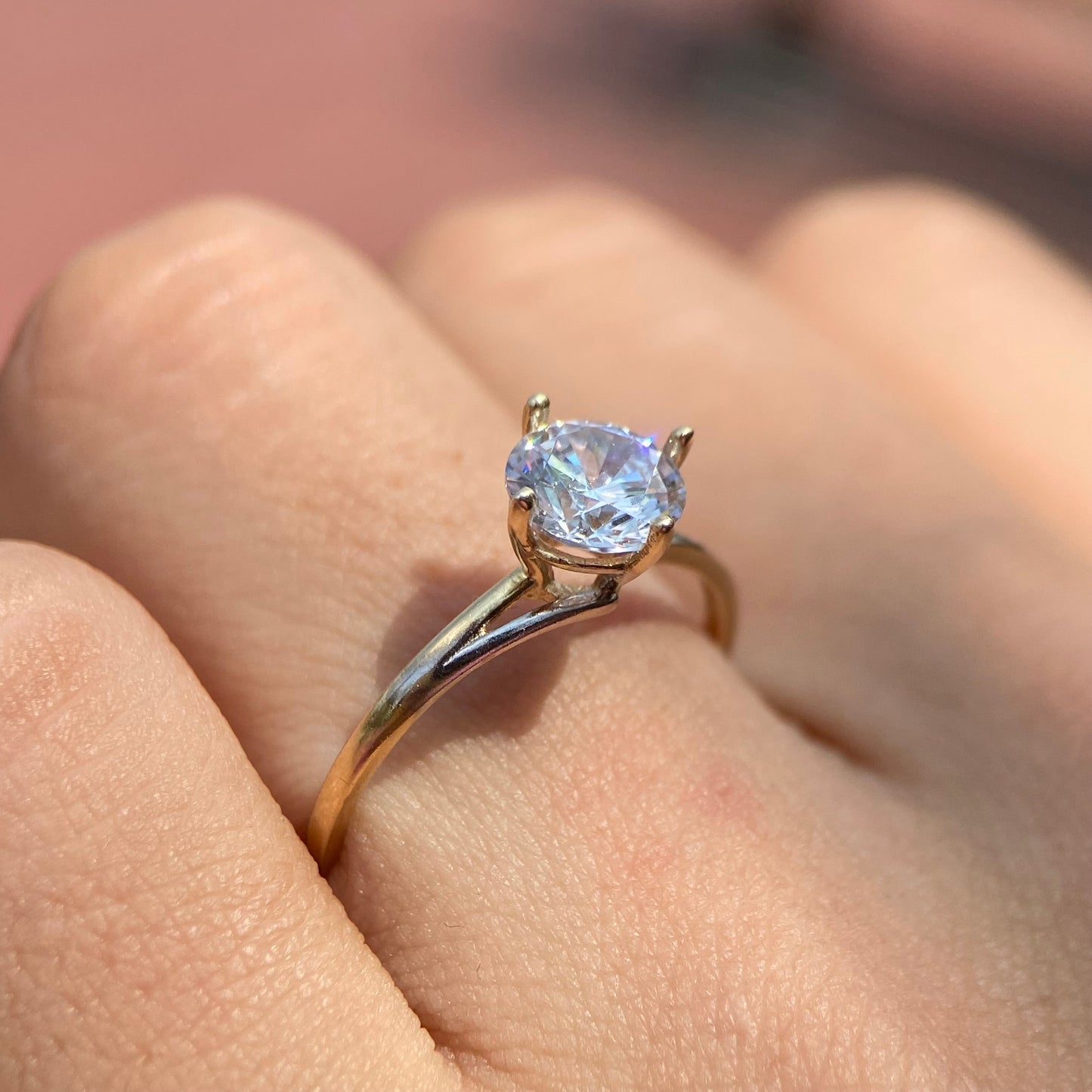 Anillo de compromiso en oro