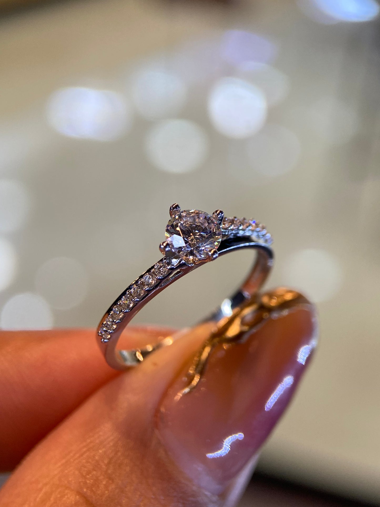 Anillo de compromiso en oro