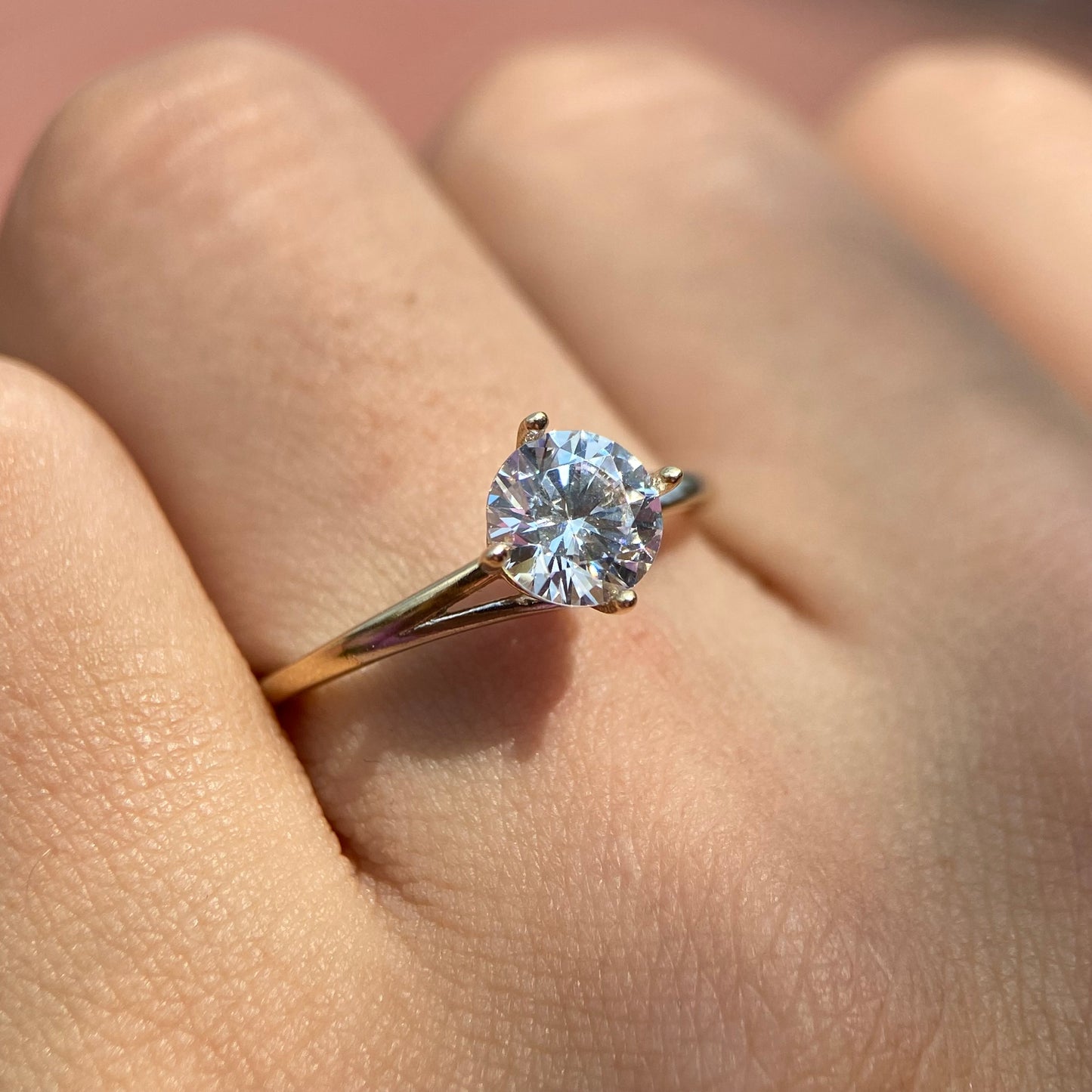 Anillo de compromiso en oro
