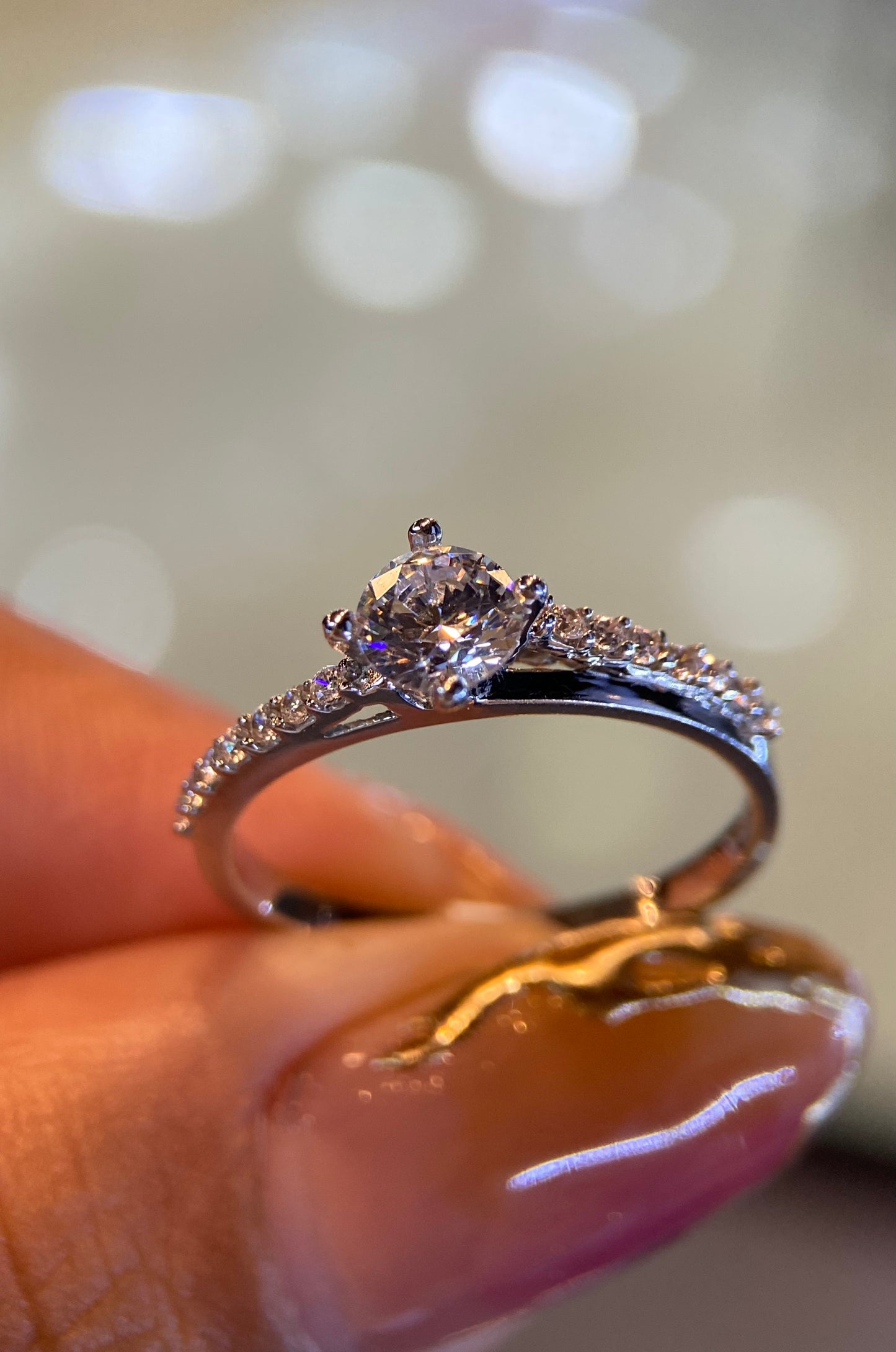 Anillo de compromiso en oro