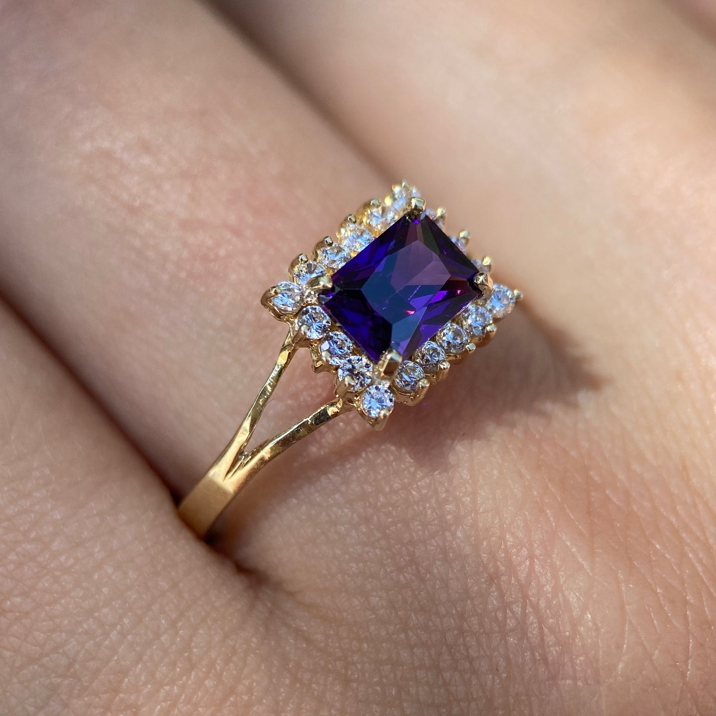 Anillo de compromiso en oro
