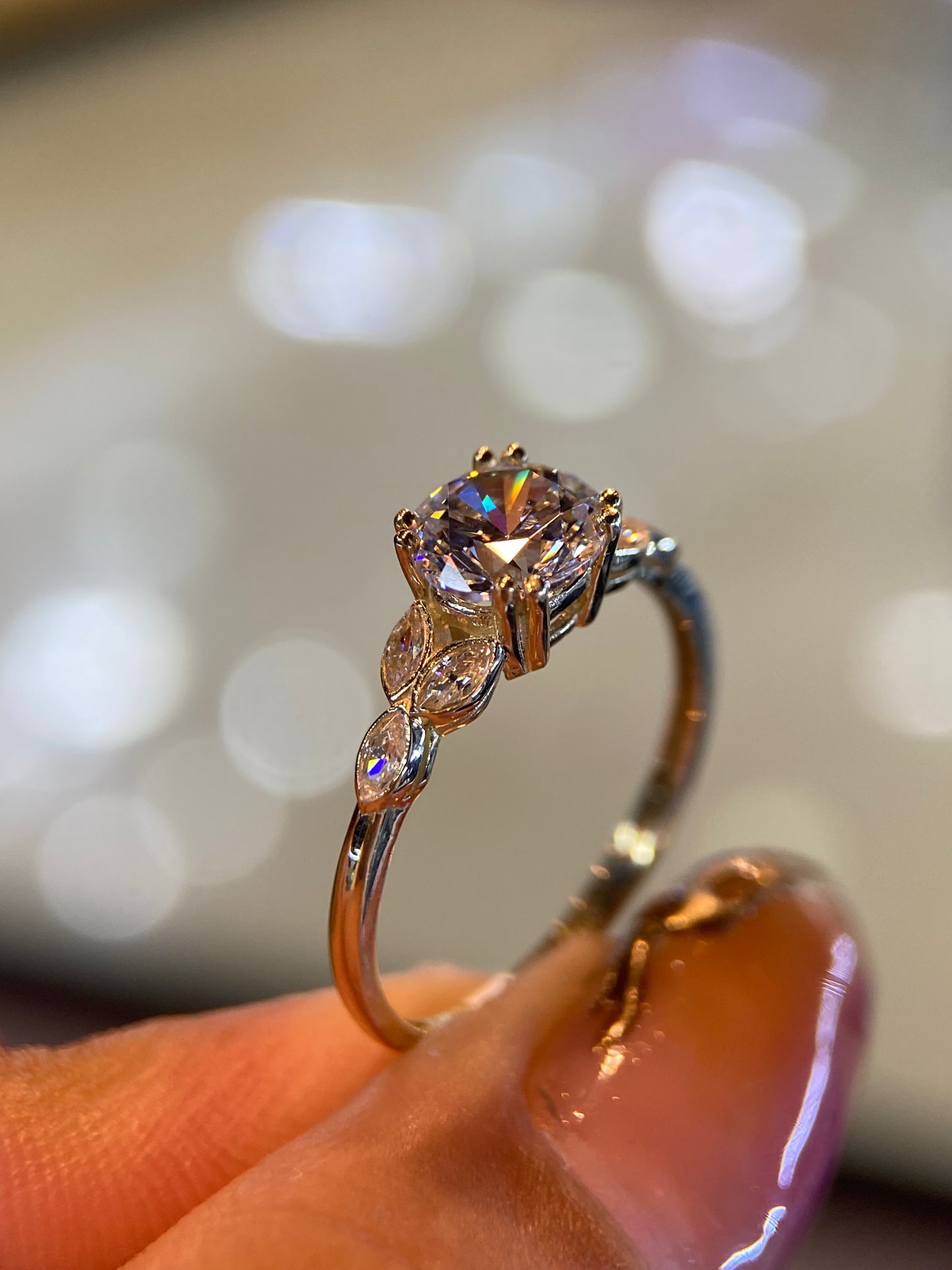 Anillo de compromiso en oro