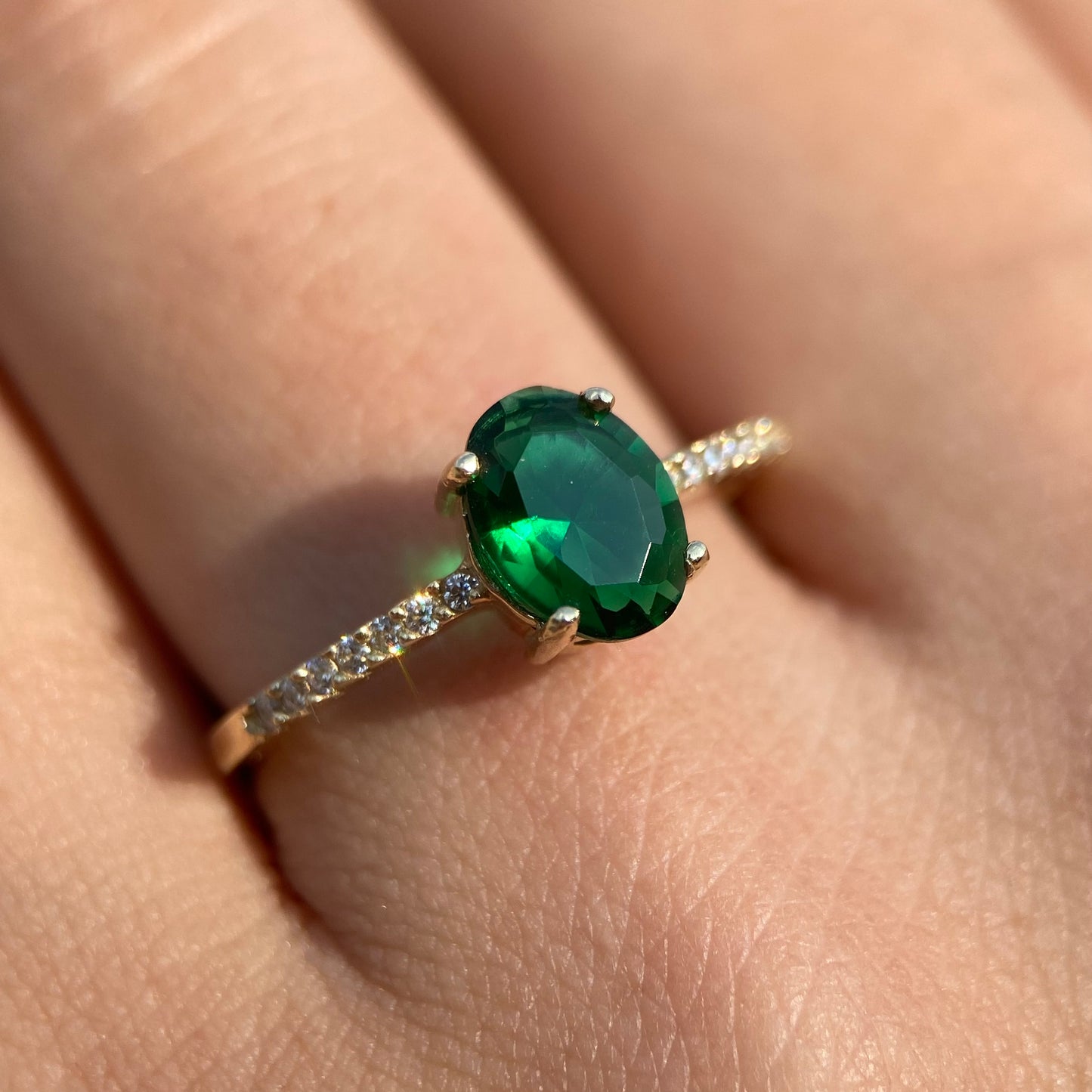 Anillo de compromiso en oro