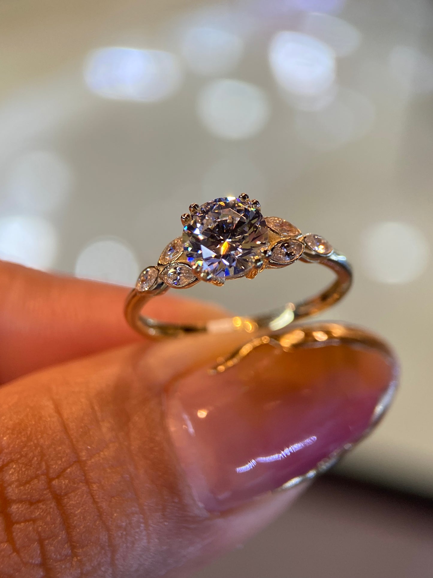 Anillo de compromiso en oro