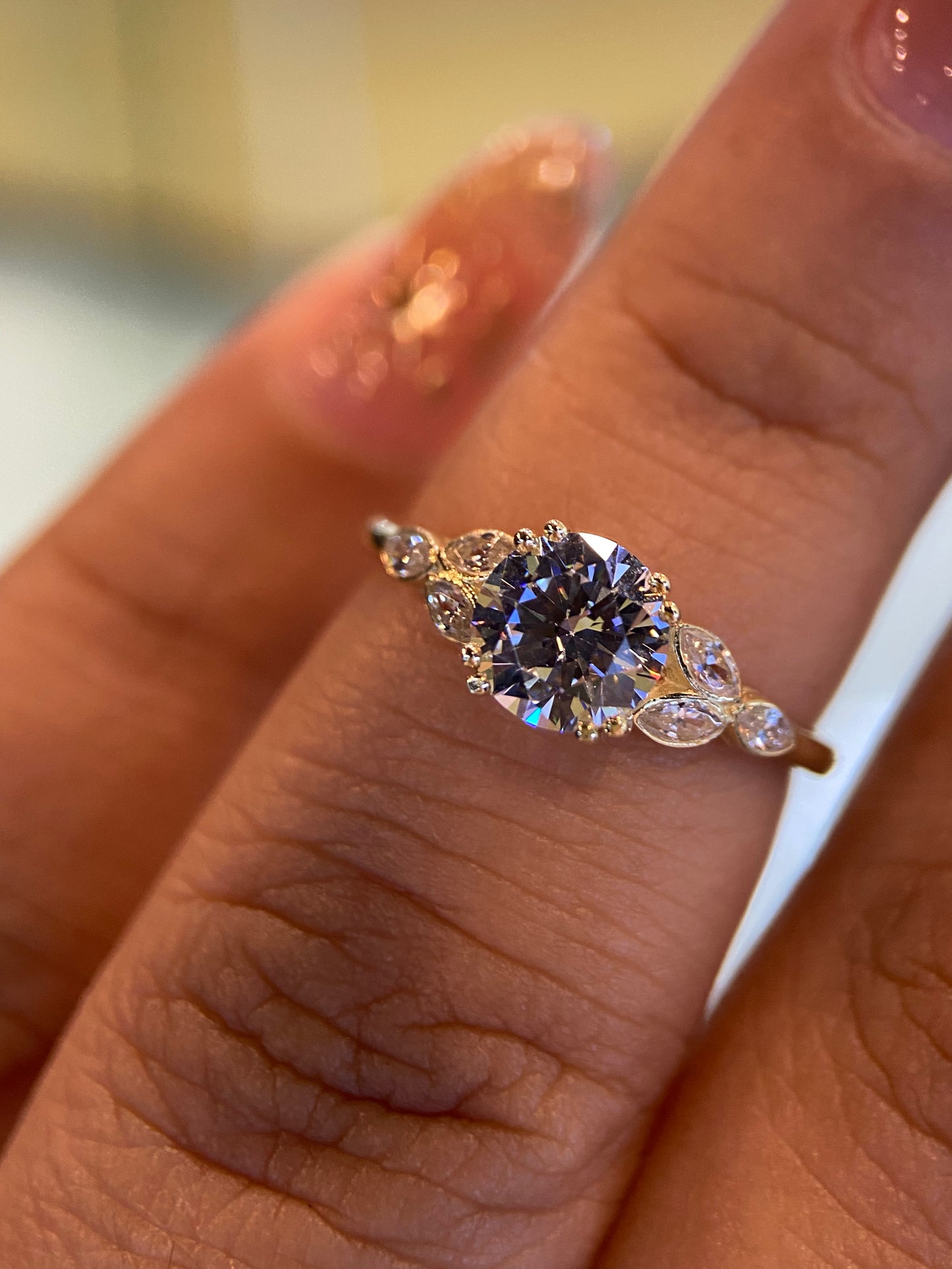 Anillo de compromiso en oro