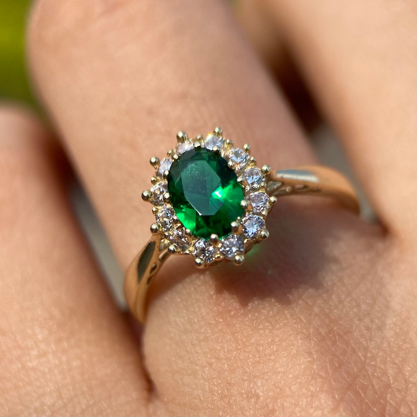 Anillo de compromiso en oro