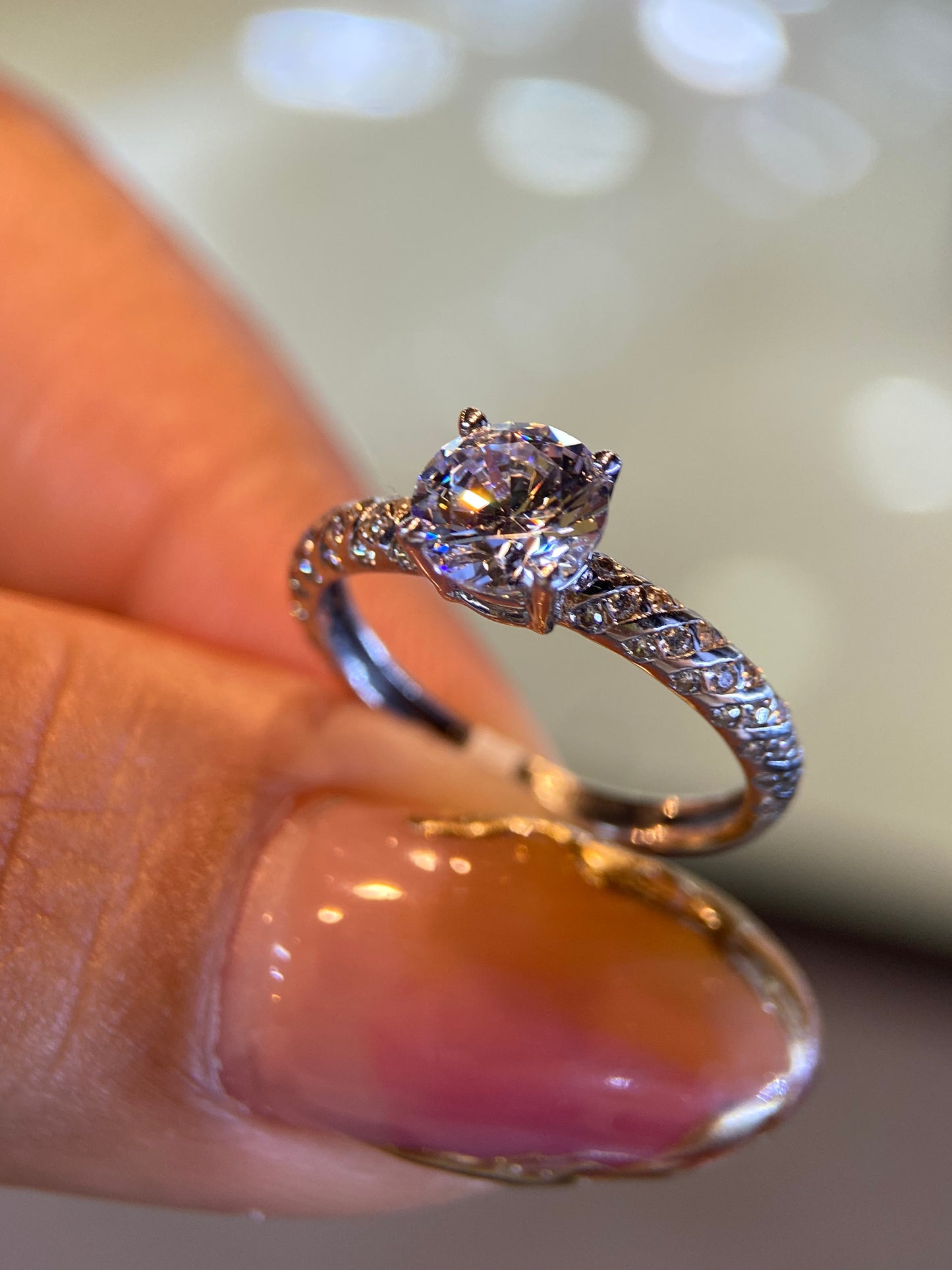 Anillo de compromiso en oro