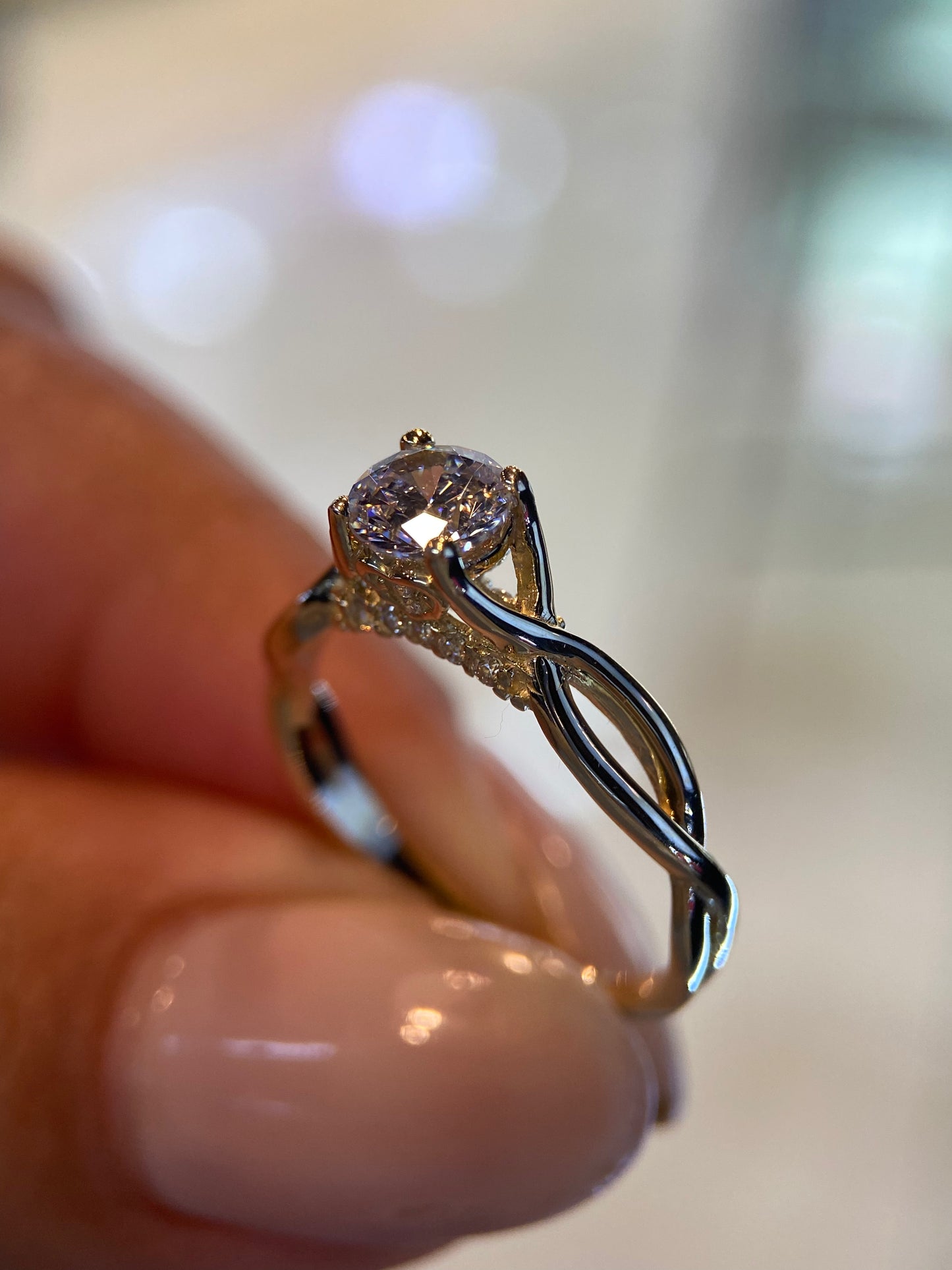 Anillo Erminia en oro