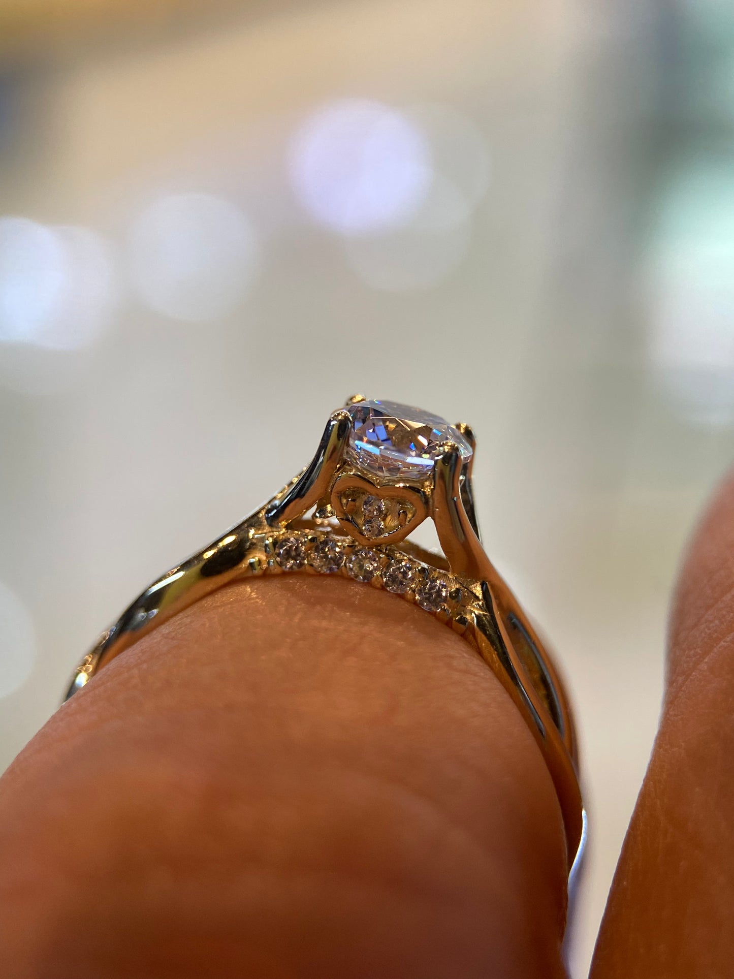 Anillo Erminia en oro