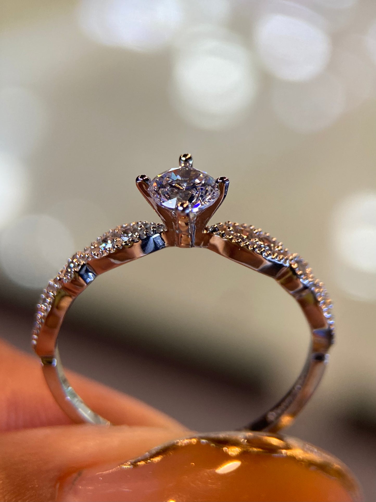 Anillo de compromiso en oro