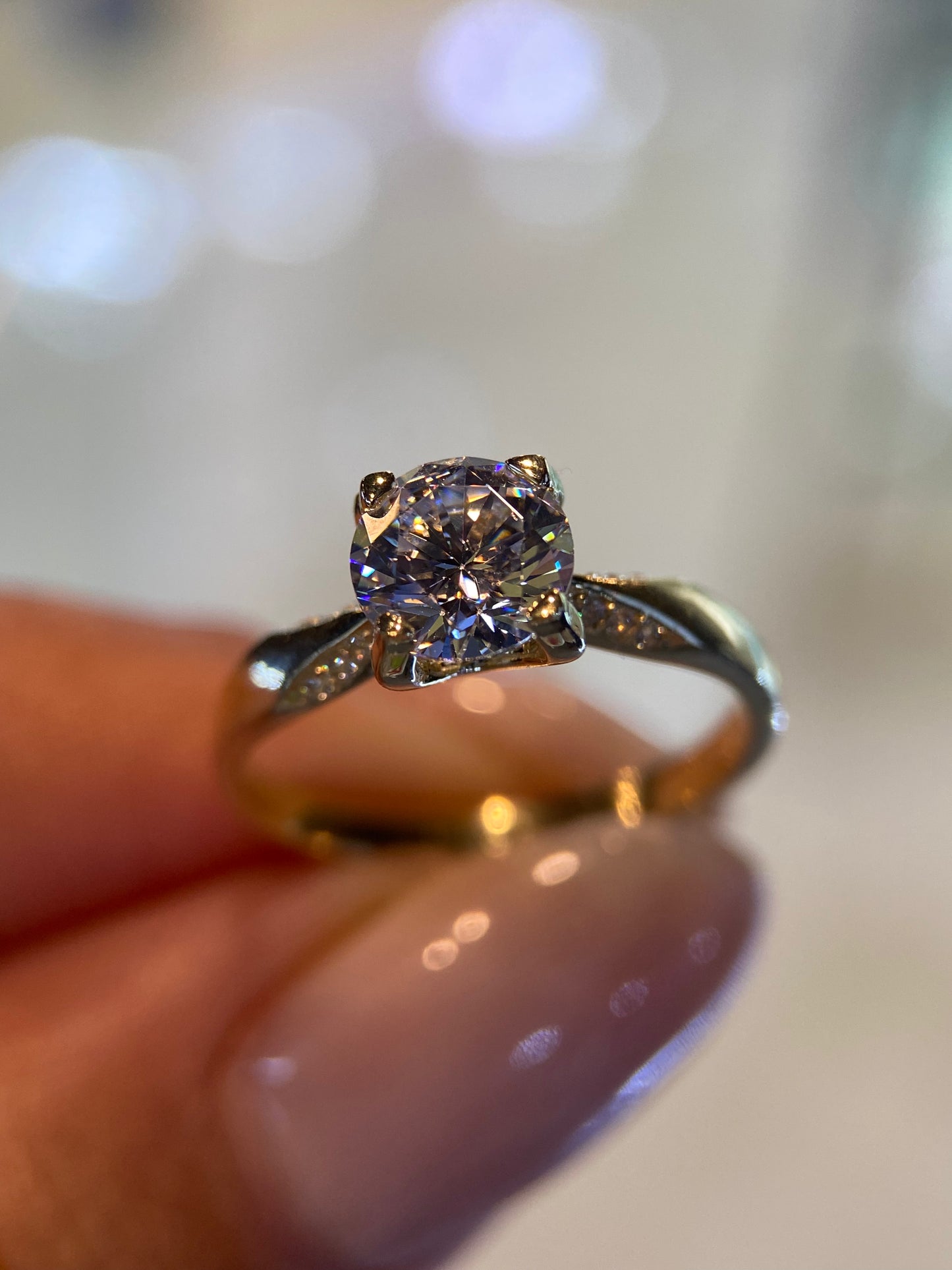 Anillo Elisabetta en oro