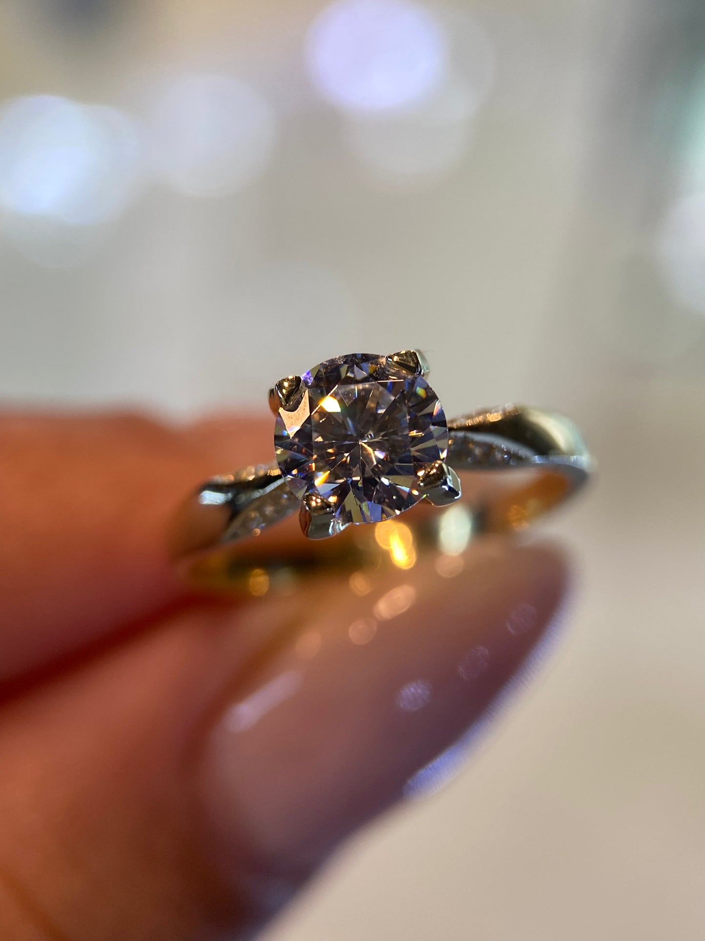 Anillo Elisabetta en oro