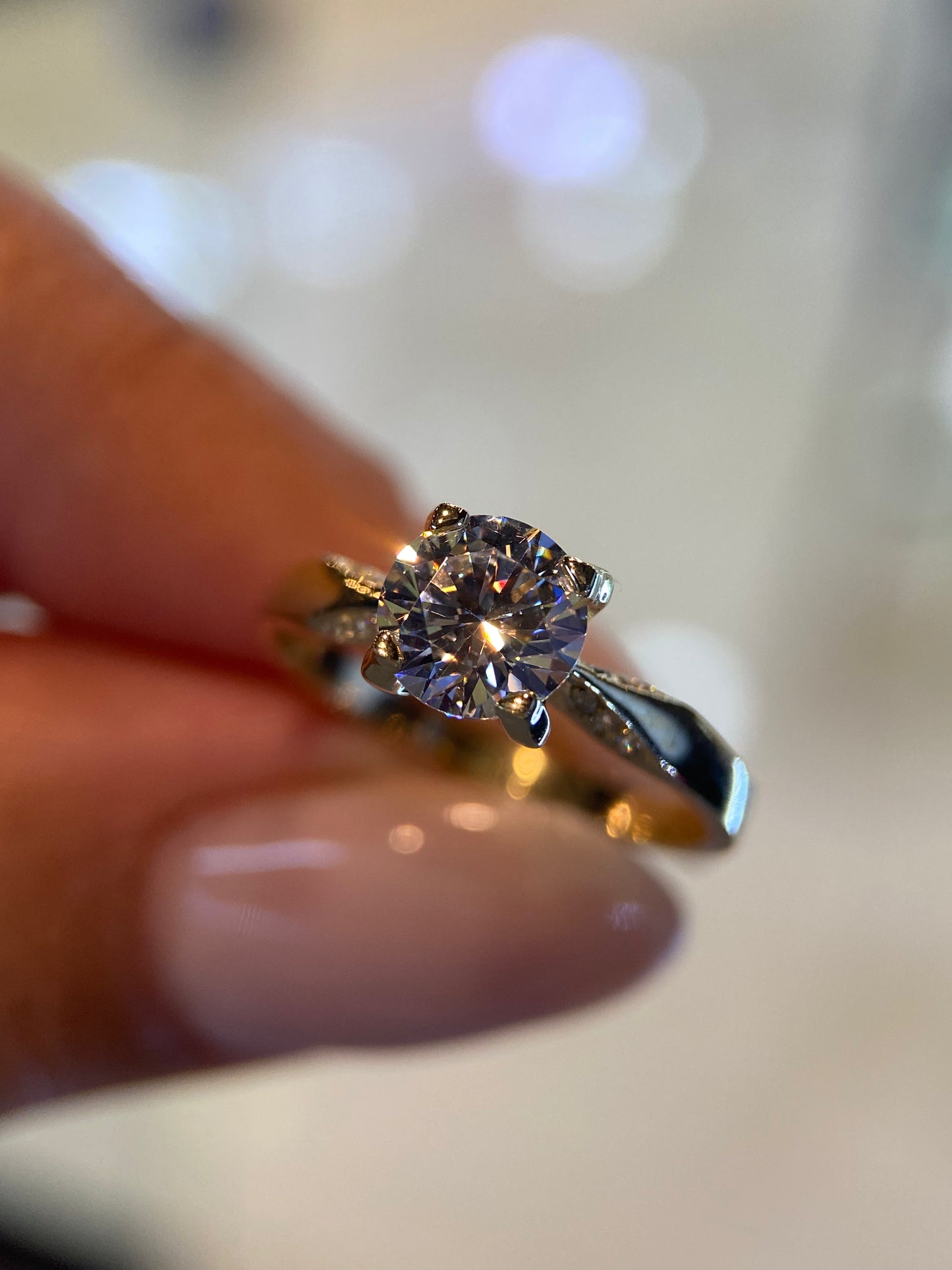 Anillo Elisabetta en oro