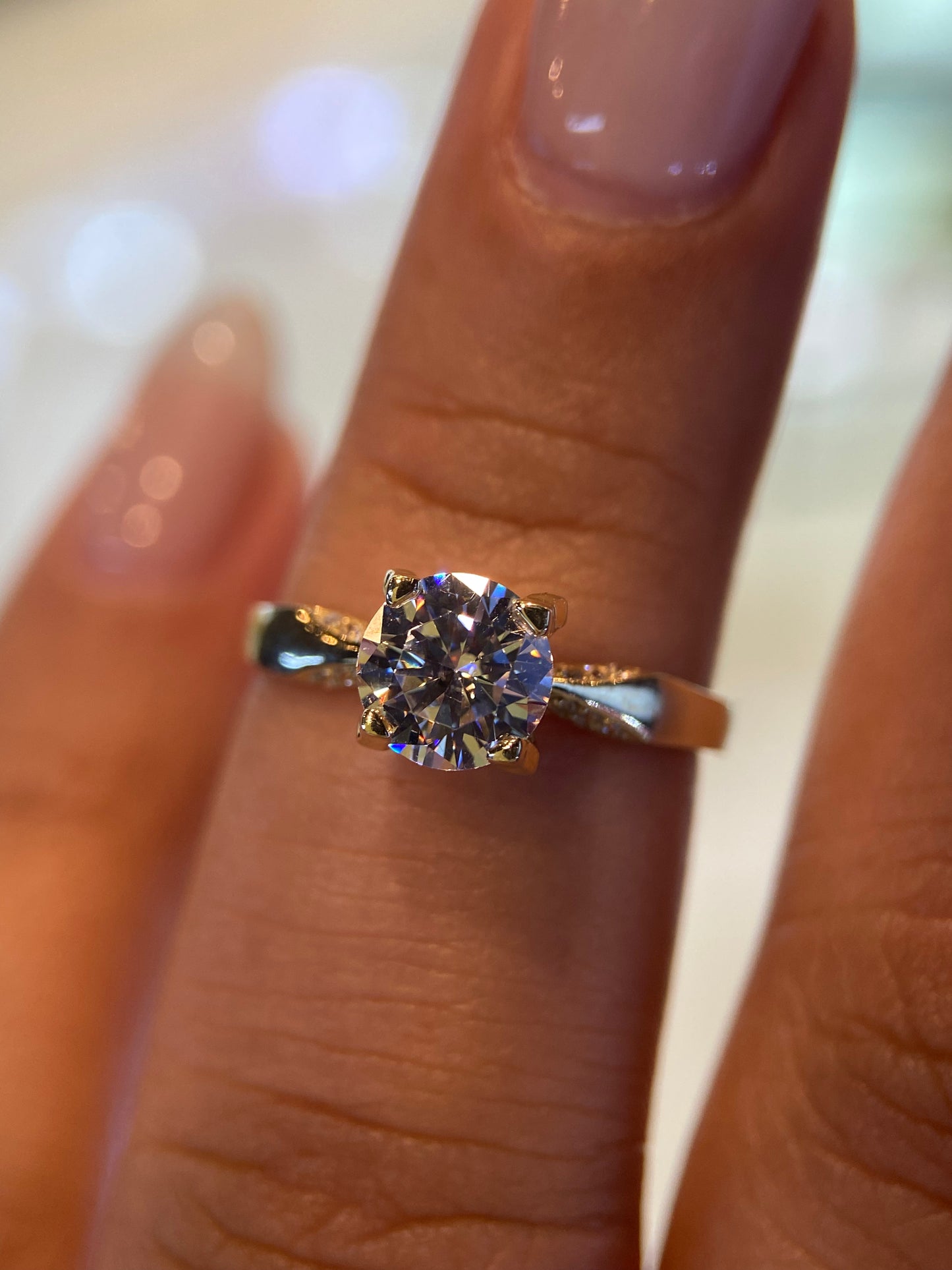 Anillo Elisabetta en oro