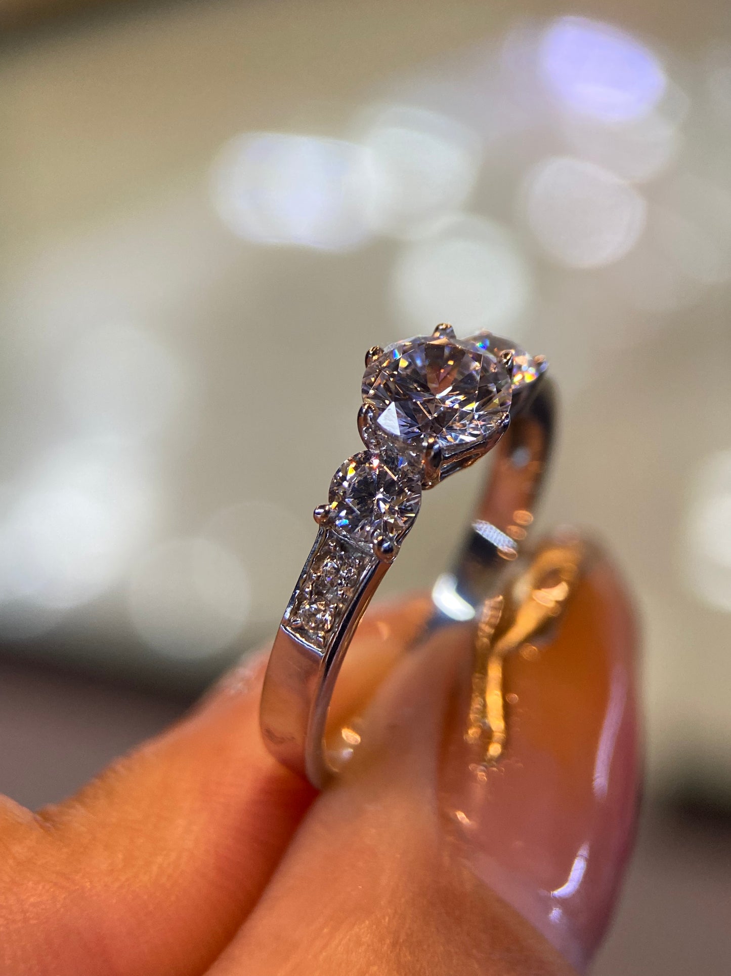 Anillo de compromiso en oro
