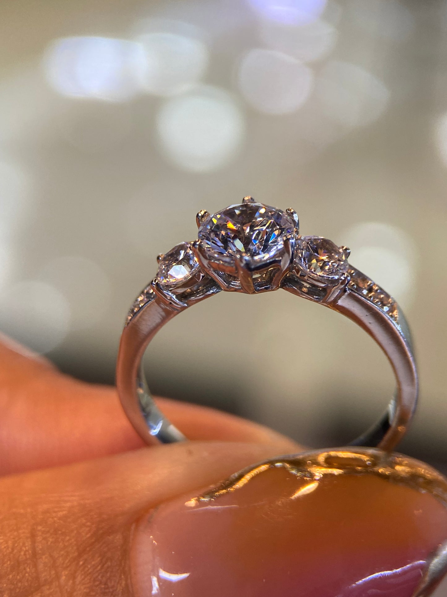 Anillo de compromiso en oro