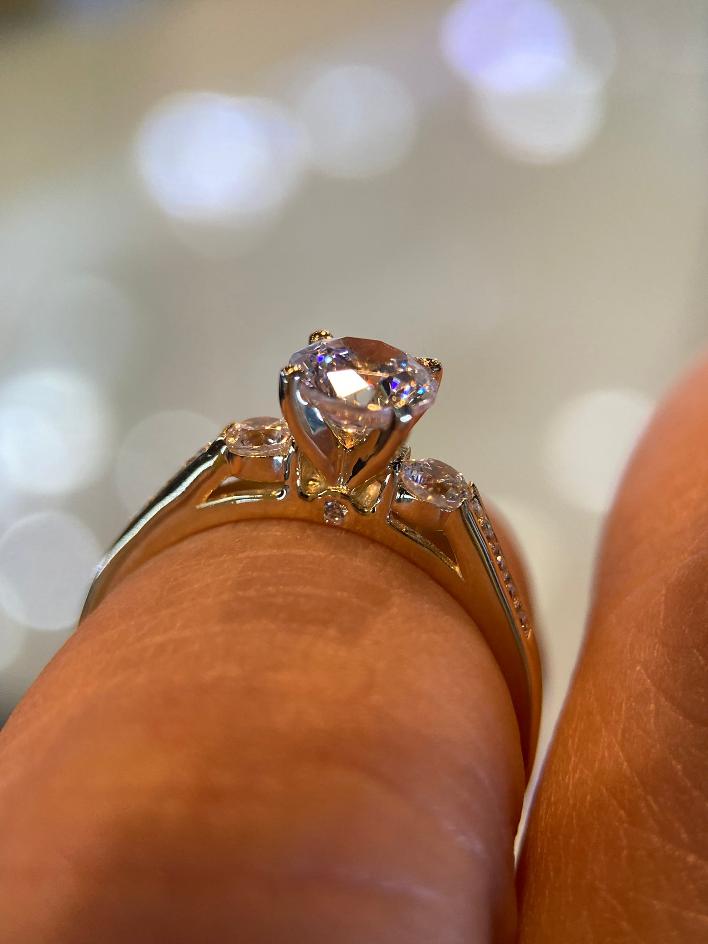 Anillo Cecilia en oro