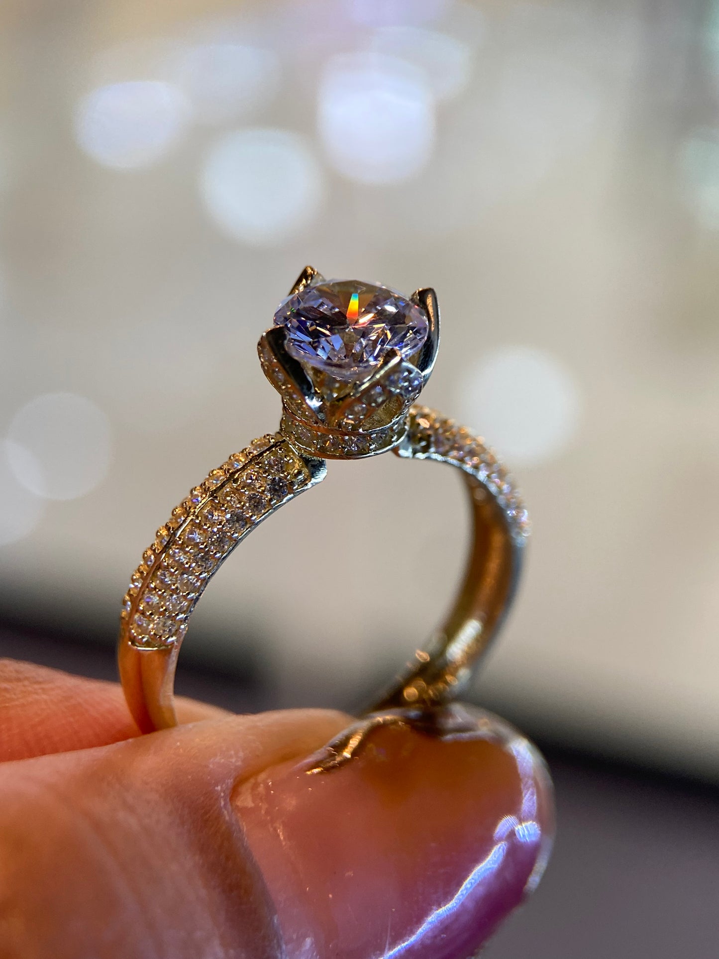Anillo de compromiso en oro