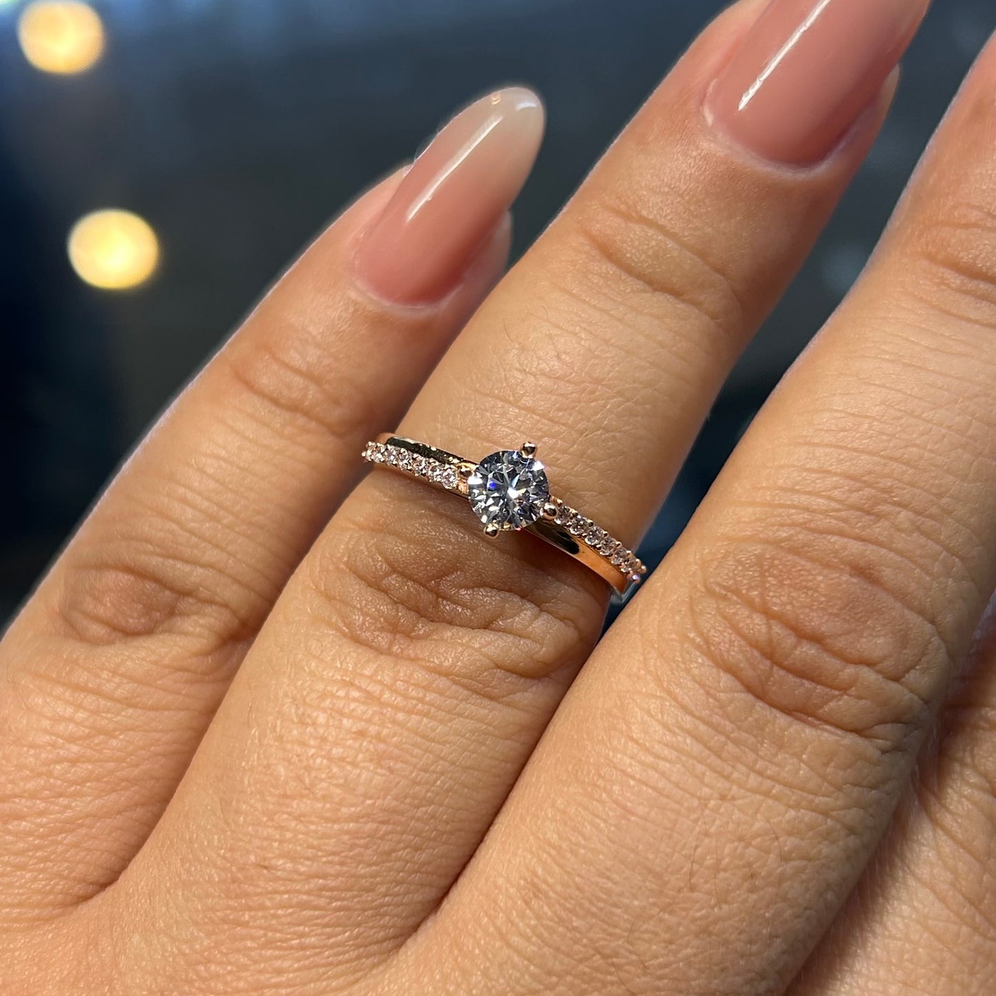 Anillo de compromiso en oro