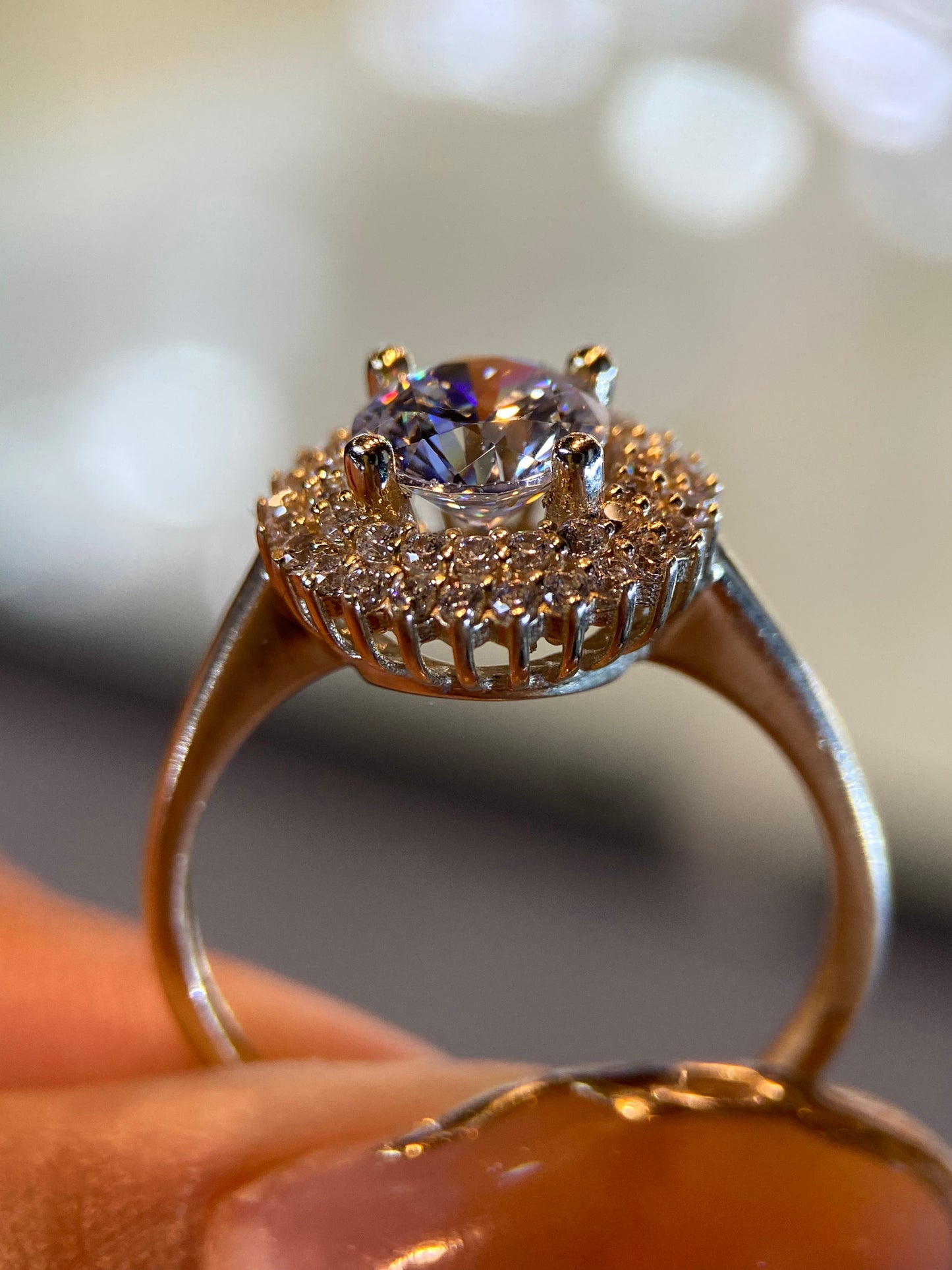 Anillo de compromiso en oro