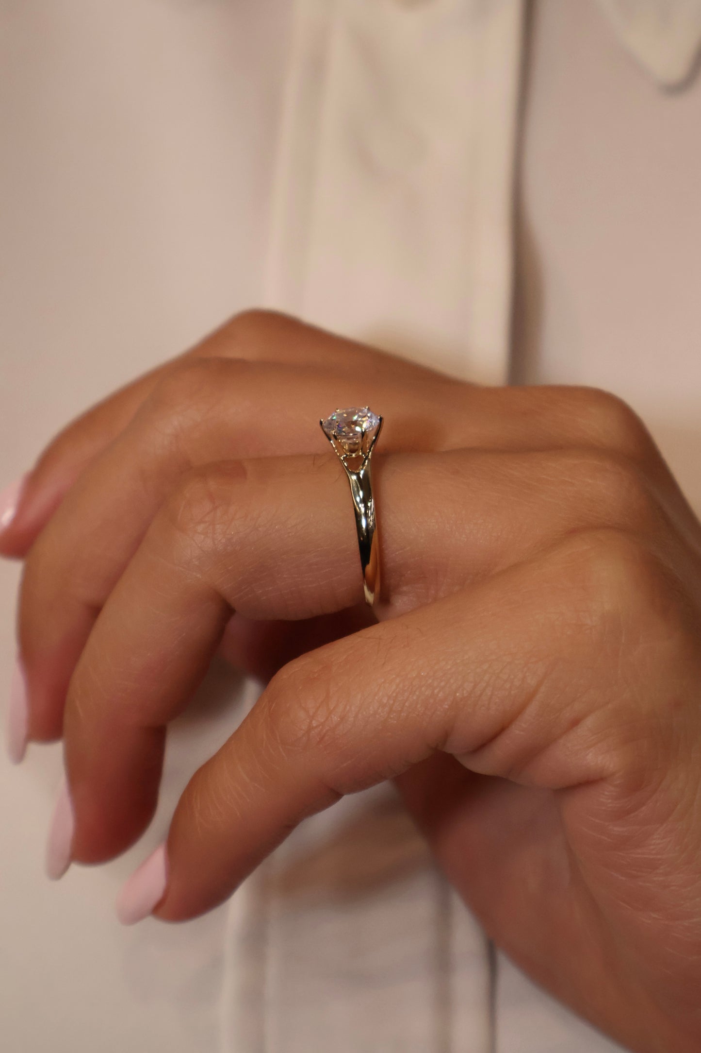 Anillo en Oro Amarillo 14k con Circonias  Mod. 16051