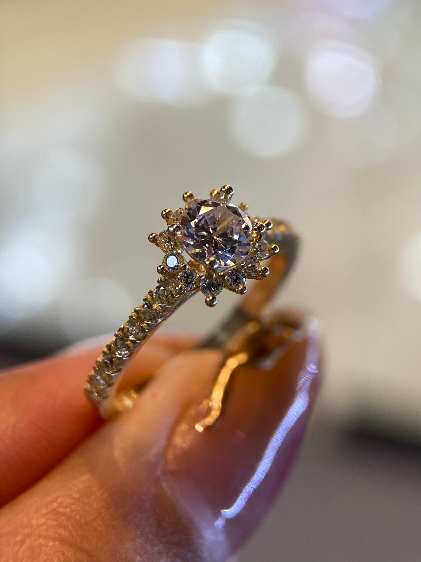 Anillo de compromiso en oro