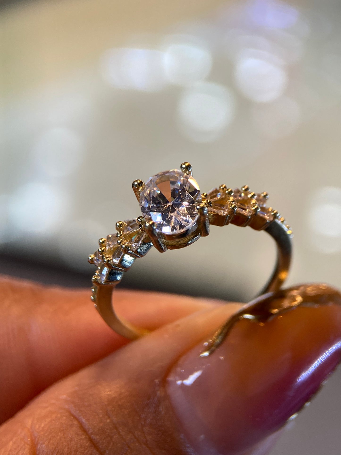 Anillo de compromiso en oro
