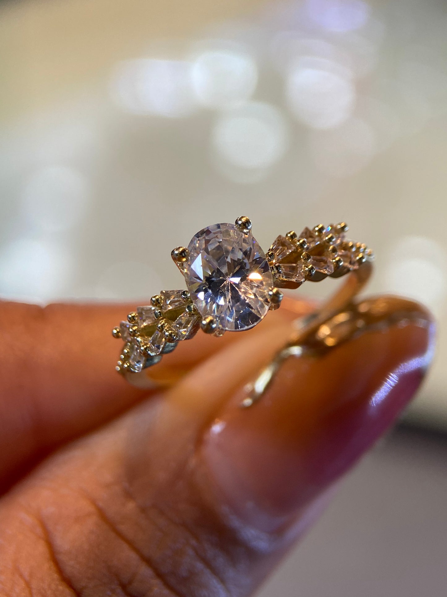 Anillo de compromiso en oro