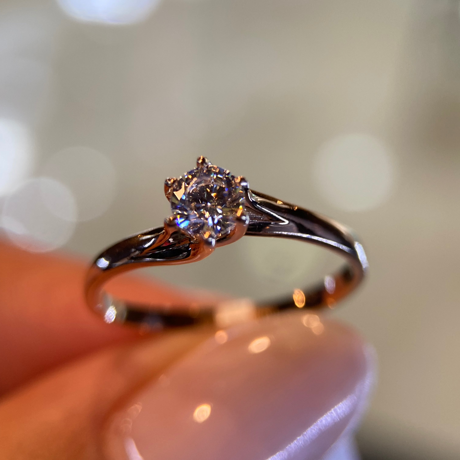 Anillo Lizbeth en oro