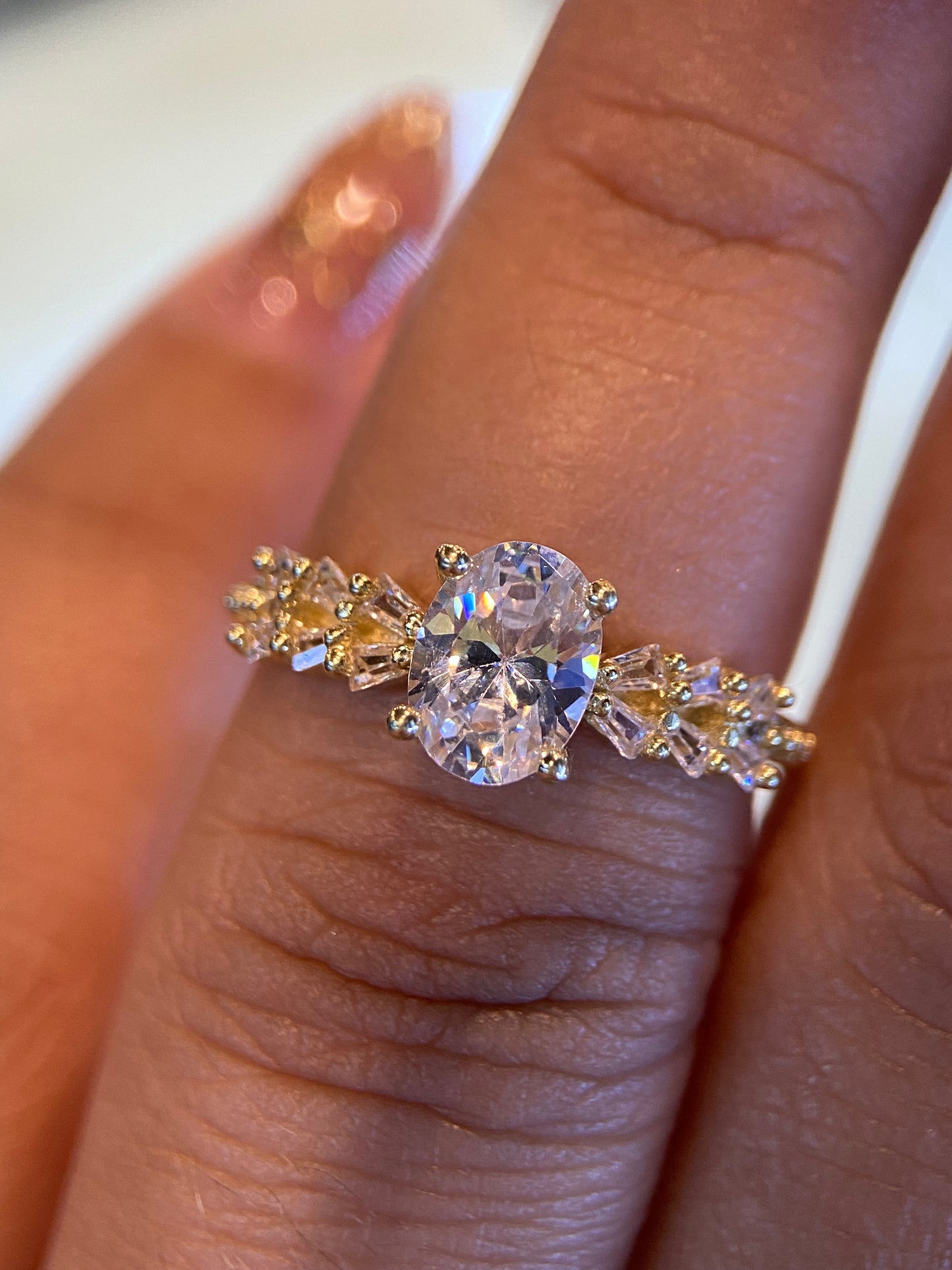 Anillo de compromiso en oro