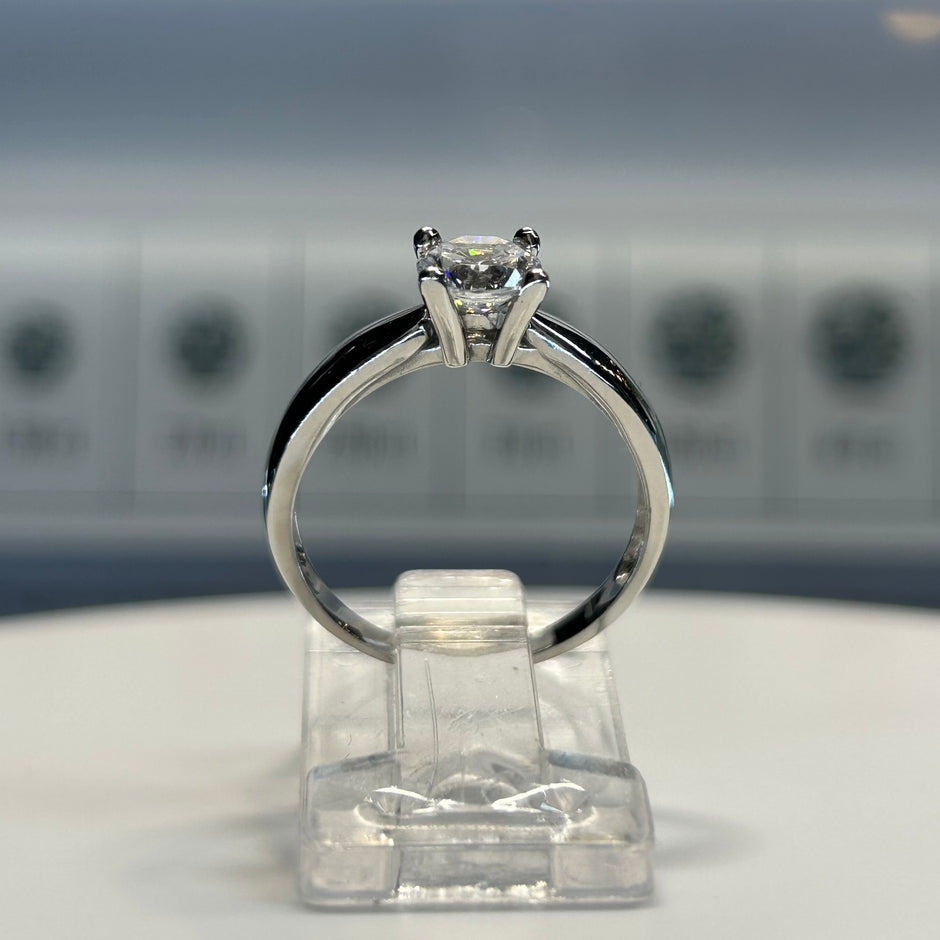 Anillo de compromiso en oro