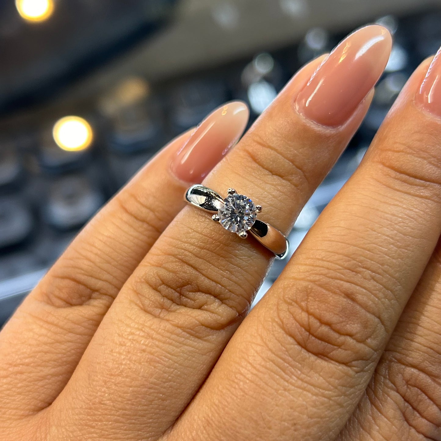 Anillo de compromiso en oro
