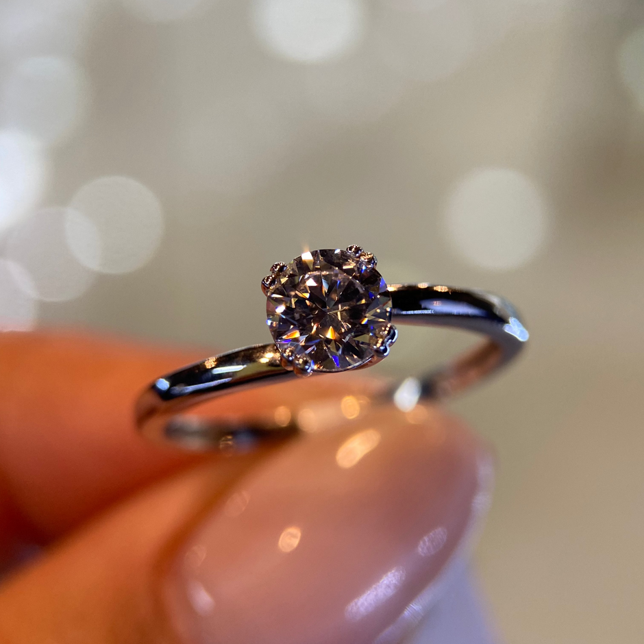 Anillo Minerva en oro