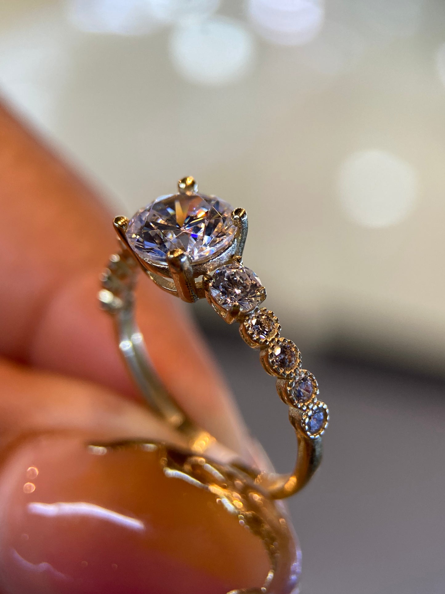 Anillo de compromiso en oro