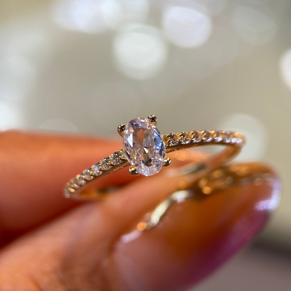 Anillo de compromiso en oro