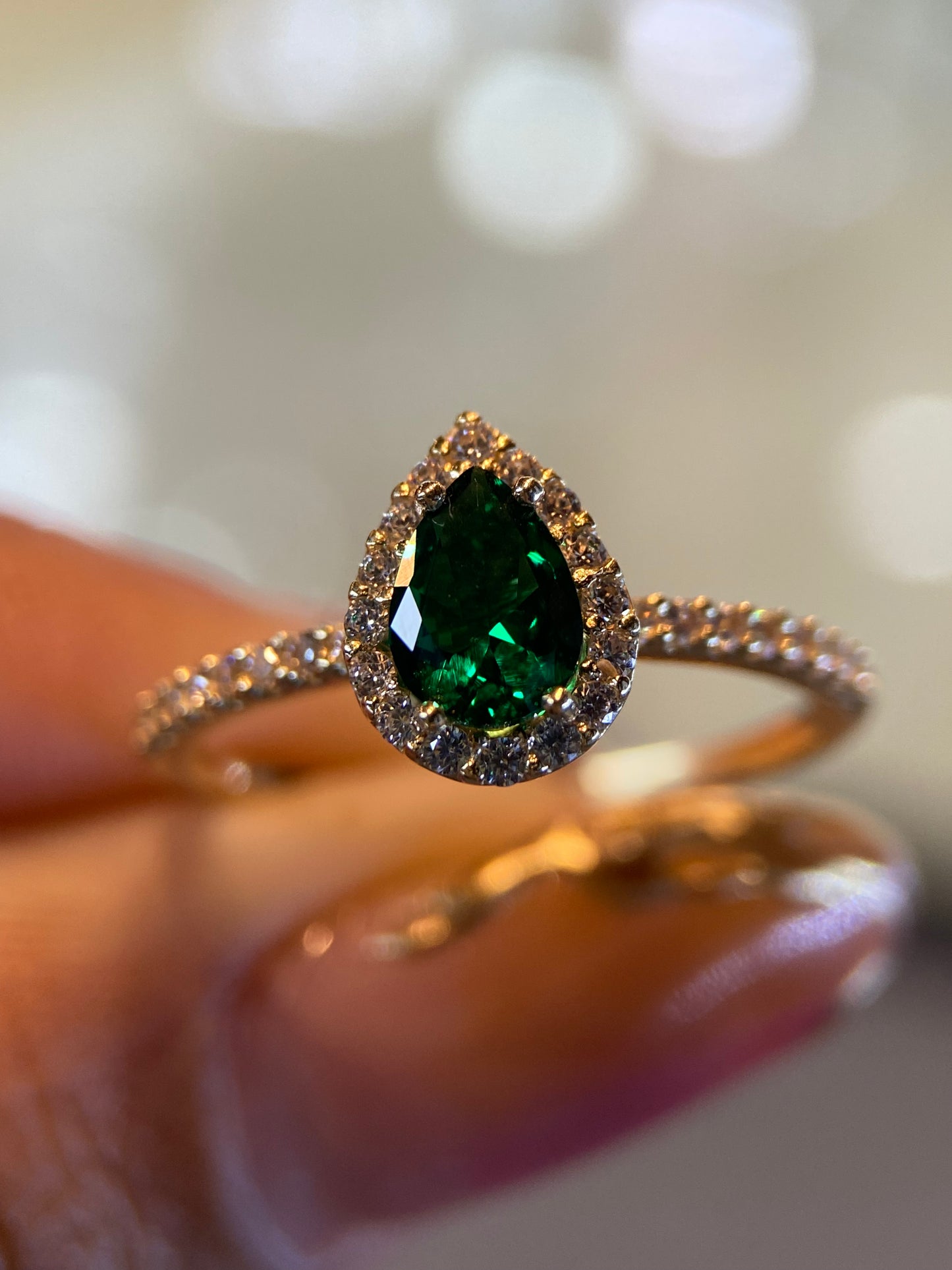 Anillo de compromiso en oro