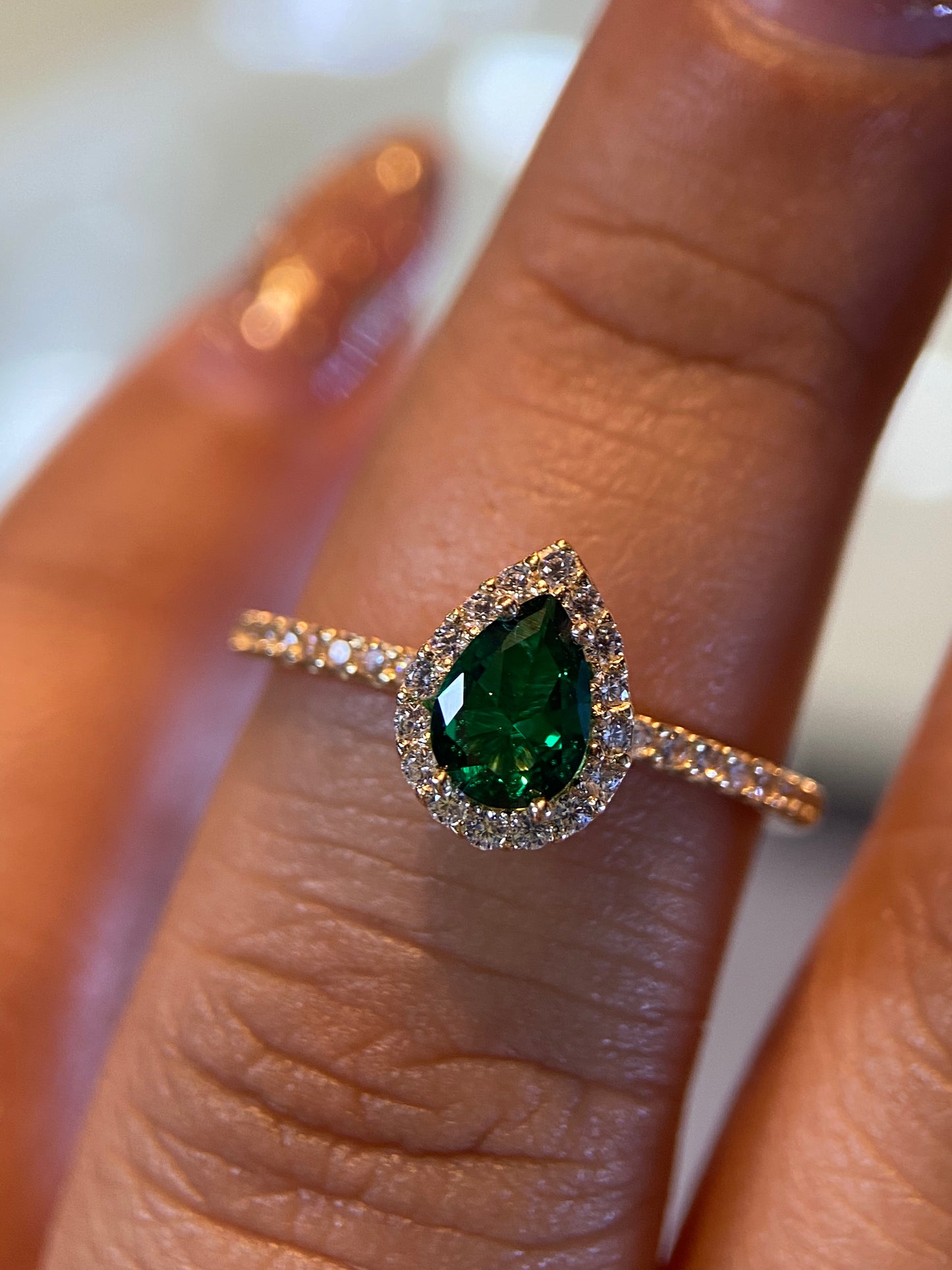 Anillo de compromiso en oro