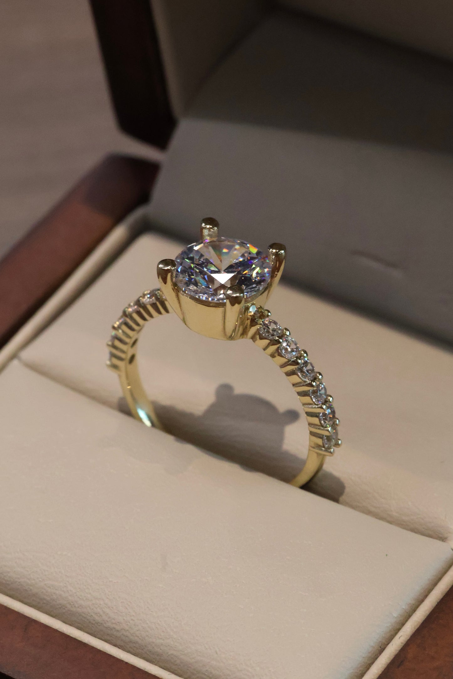 Anillo Cassie en Oro 2.00 ct