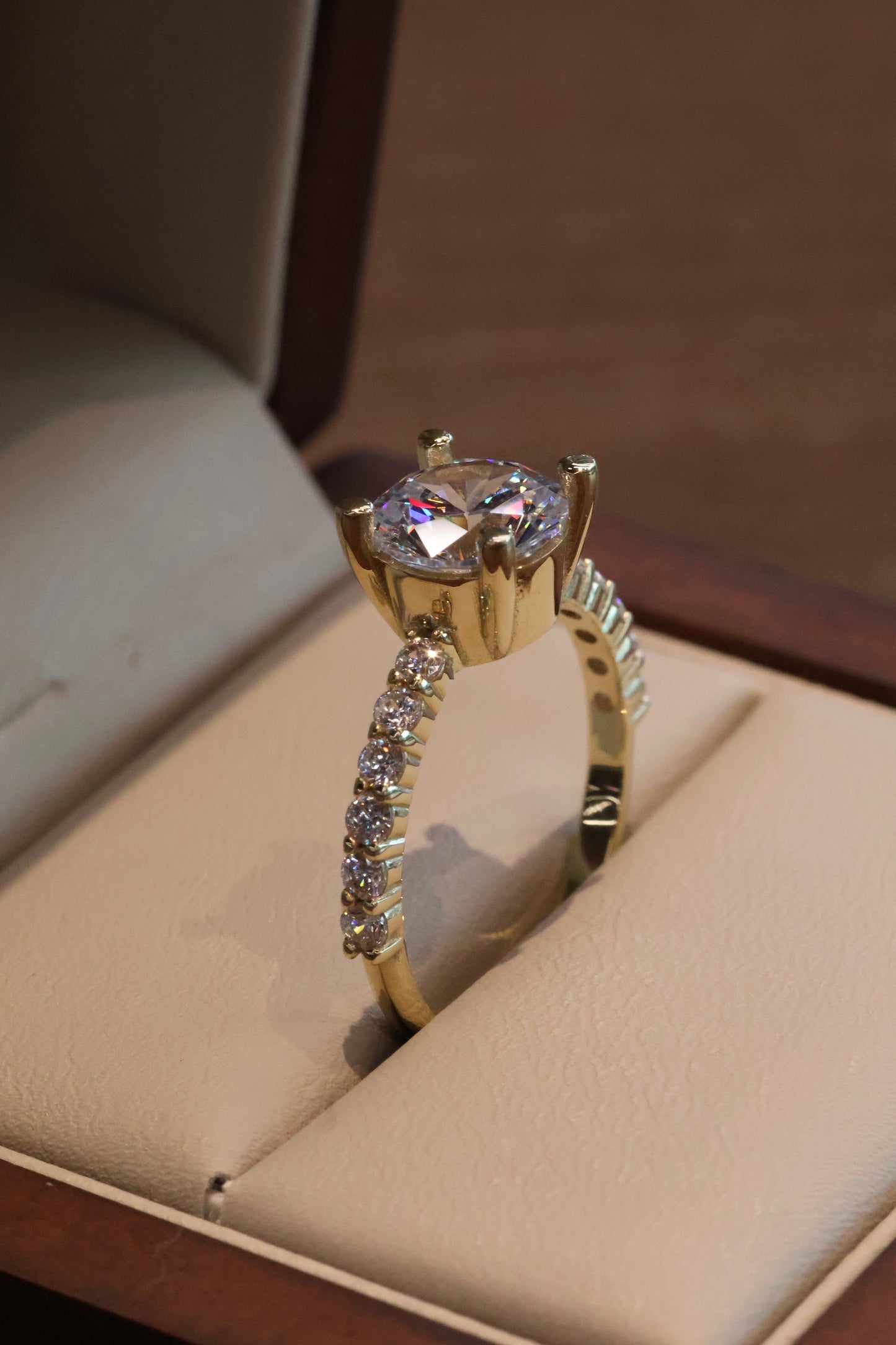 Anillo Cassie en Oro 2.00 ct
