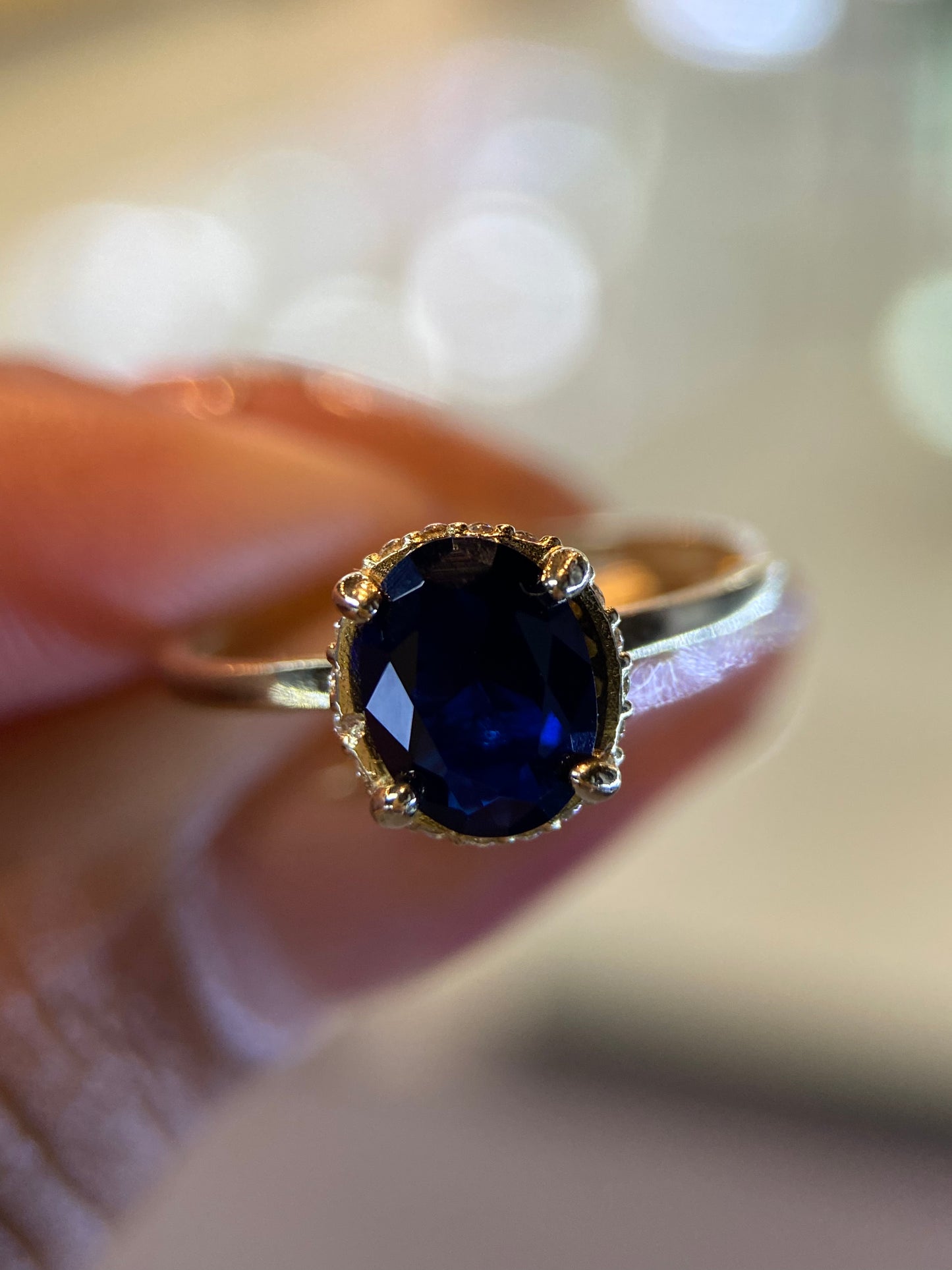 Anillo de compromiso en oro