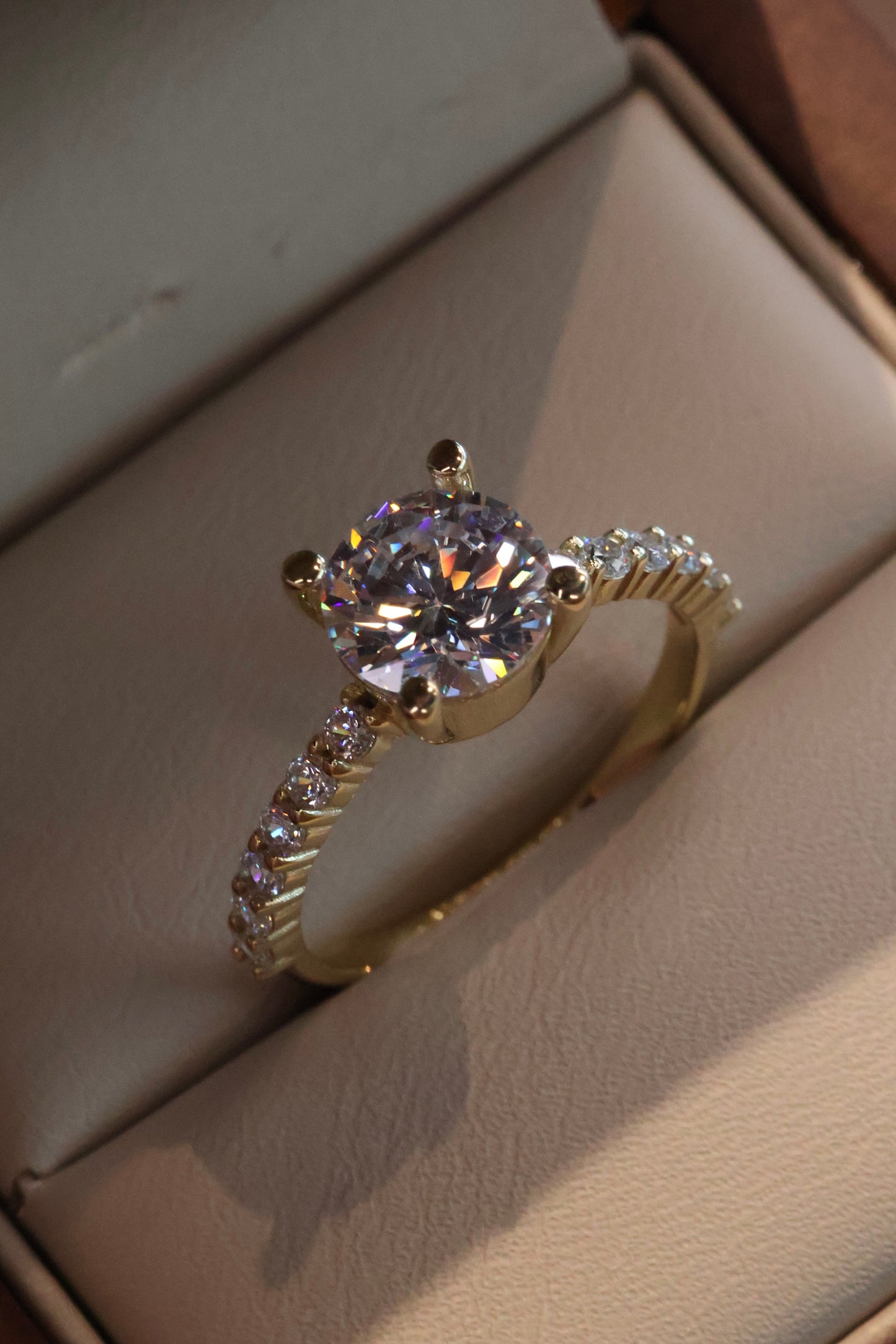 Anillo Cassie en Oro 2.00 ct