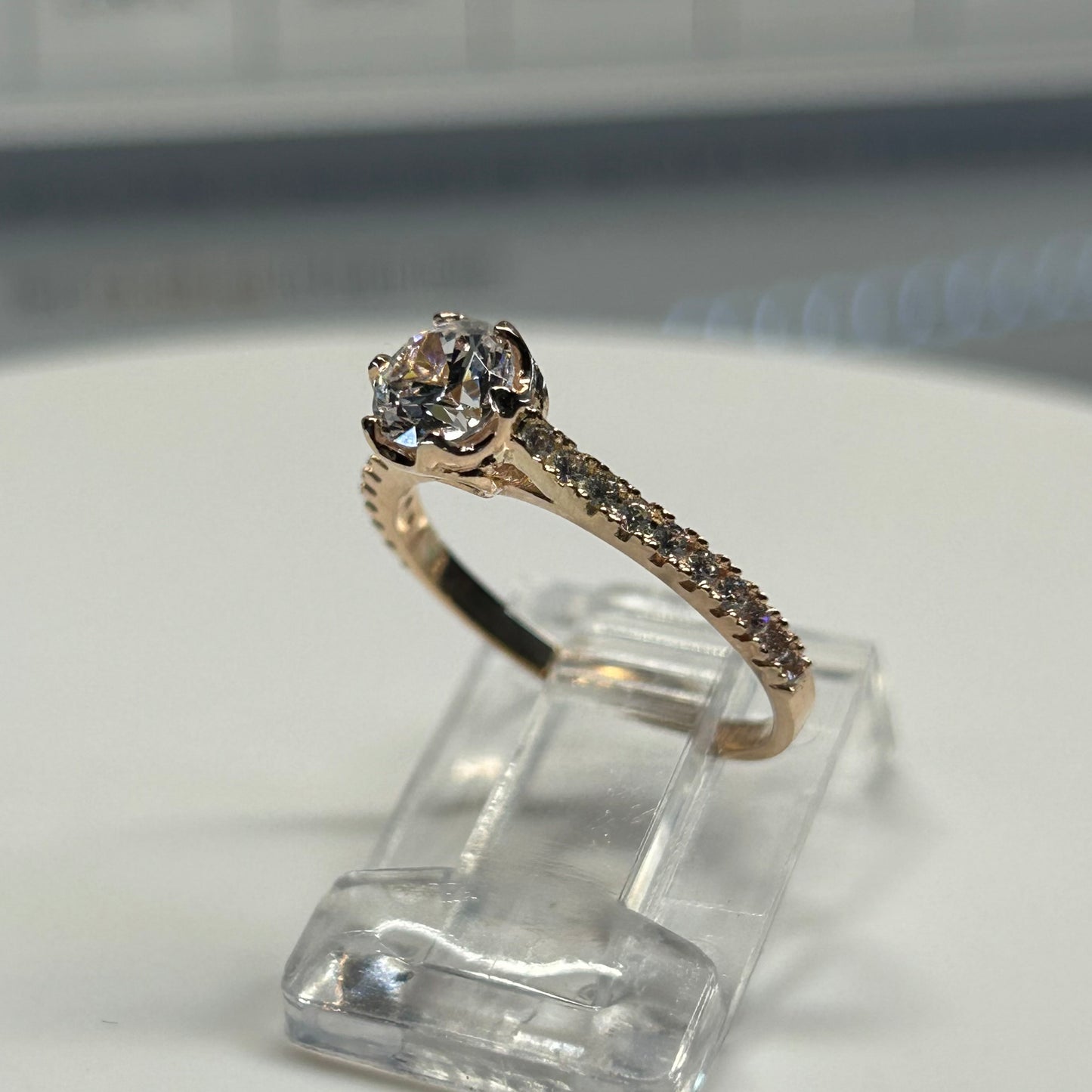 Anillo de compromiso en oro