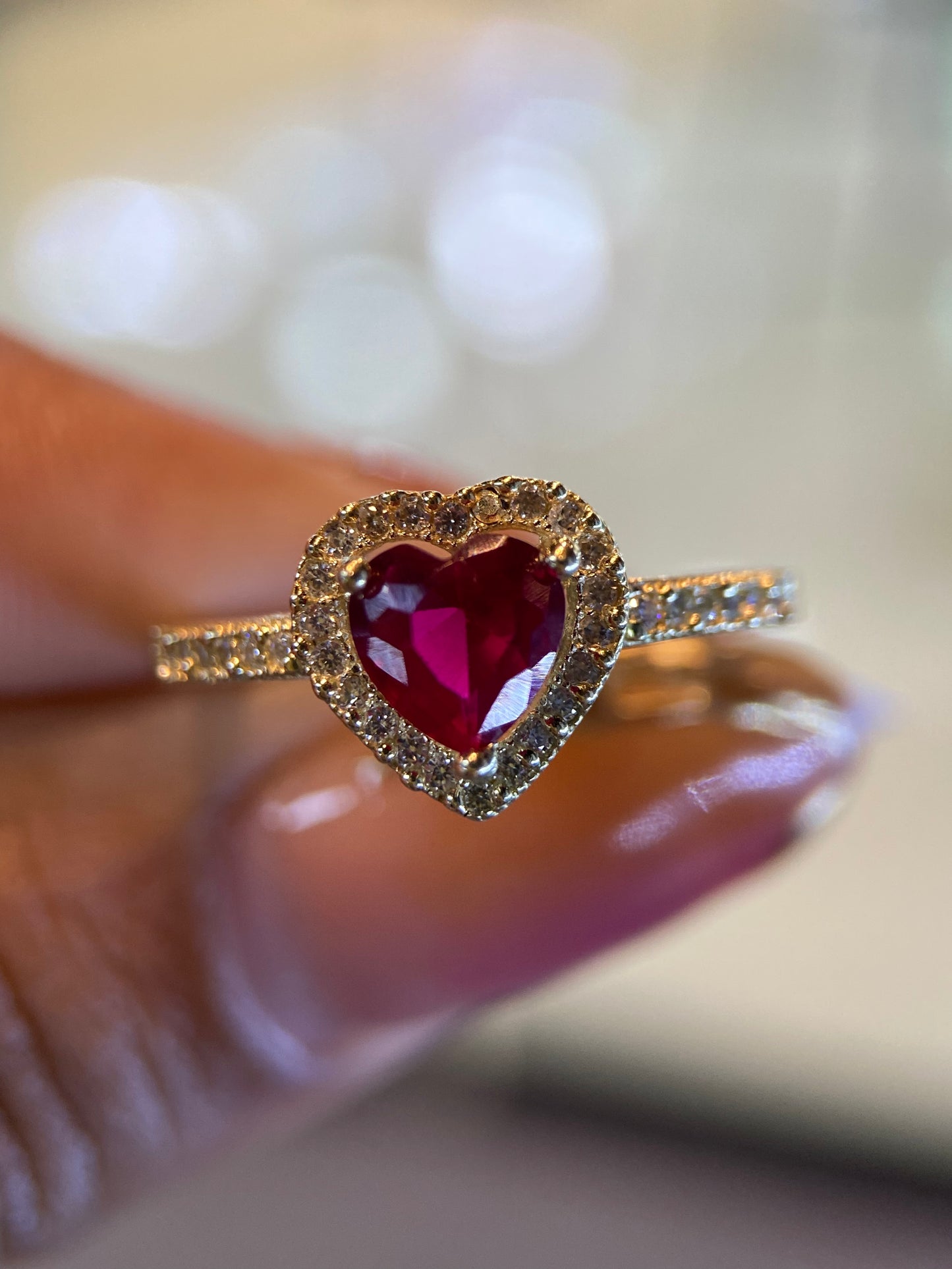 Anillo de compromiso en oro
